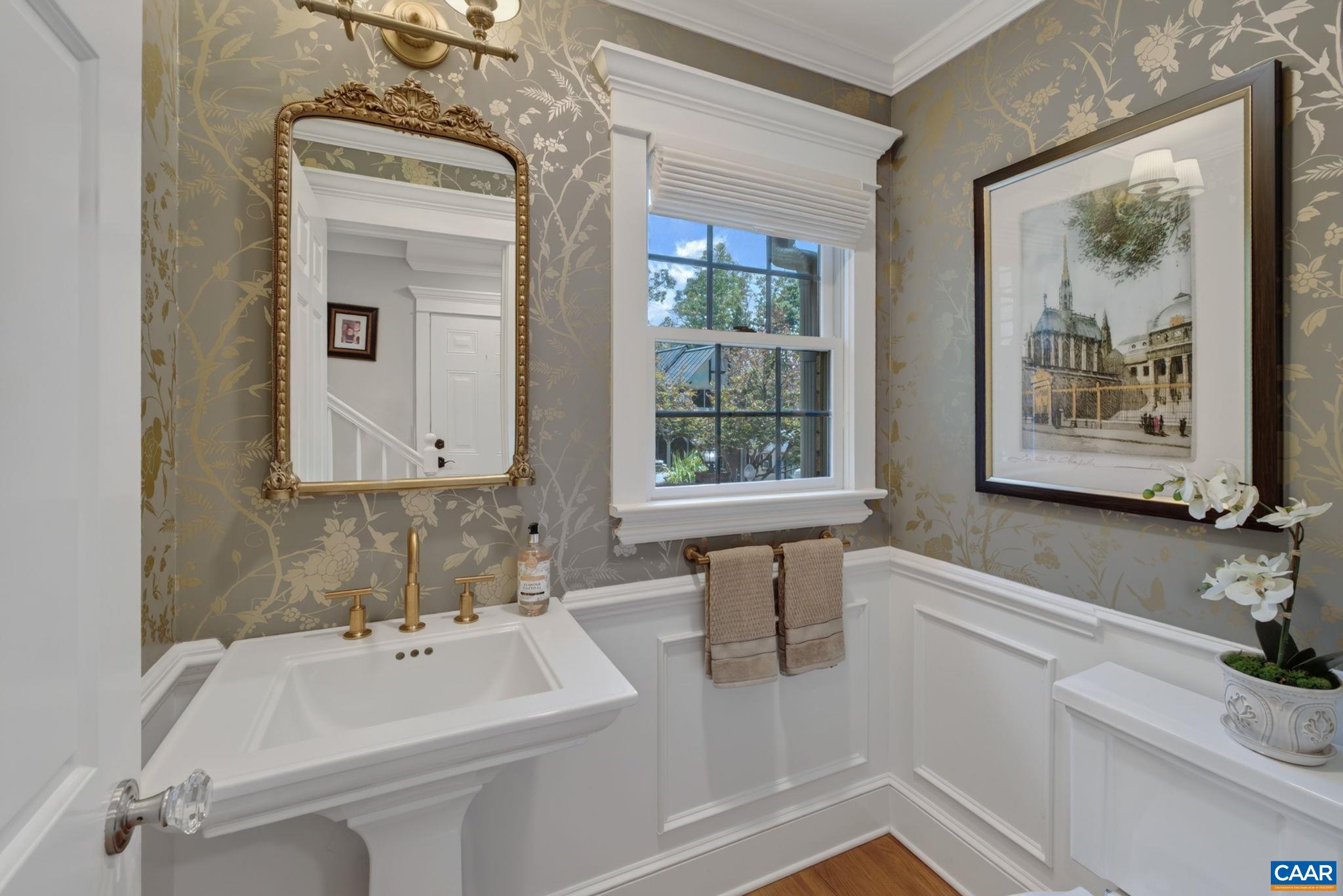 155 IVY RIDGE RD, CHARLOTTESVILLE, Virginia 22901, 5 Bedrooms Bedrooms, ,3 BathroomsBathrooms,Residential,155 IVY RIDGE RD,680719 MLS # 680719