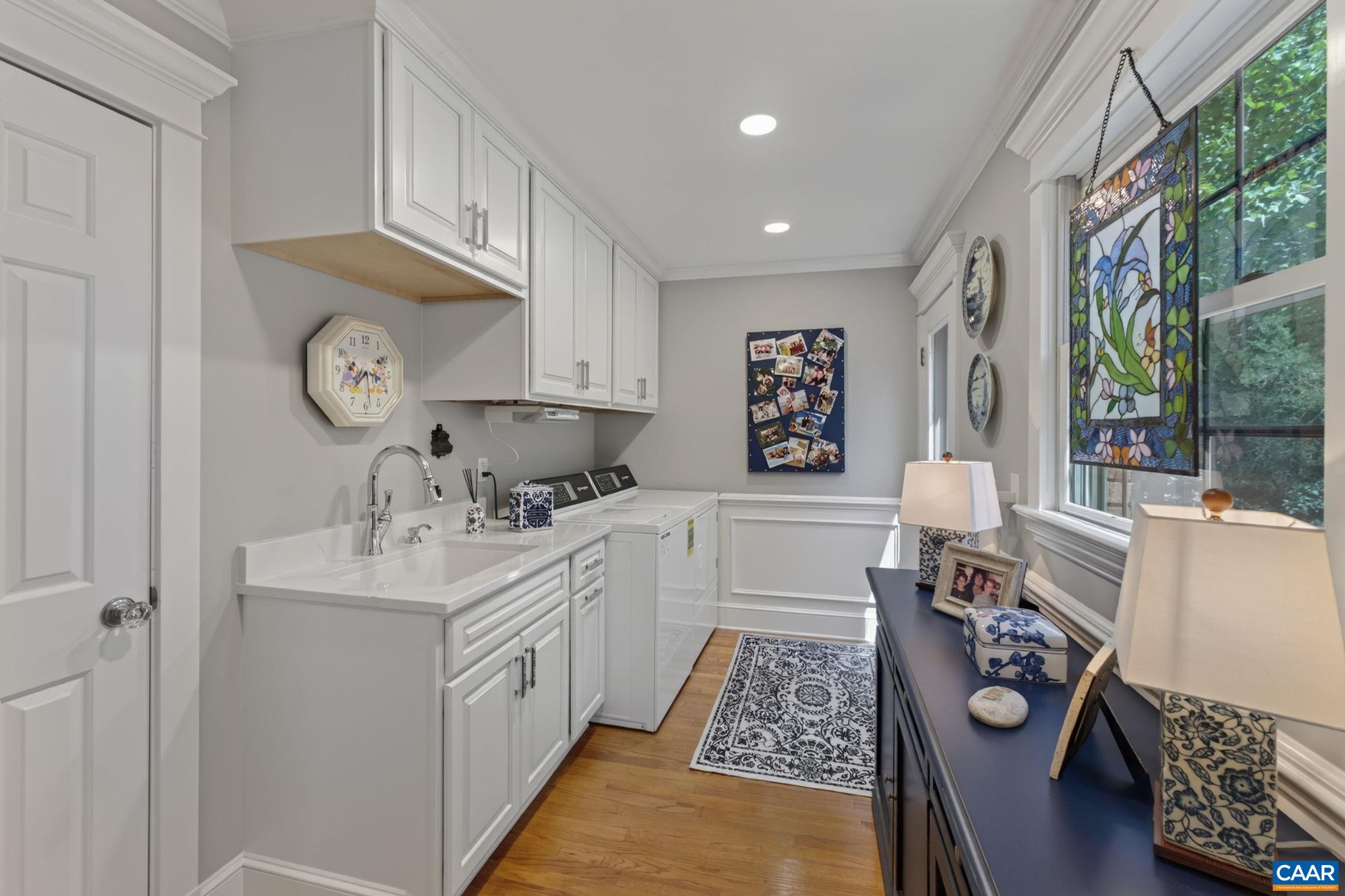 155 IVY RIDGE RD, CHARLOTTESVILLE, Virginia 22901, 5 Bedrooms Bedrooms, ,3 BathroomsBathrooms,Residential,155 IVY RIDGE RD,680719 MLS # 680719