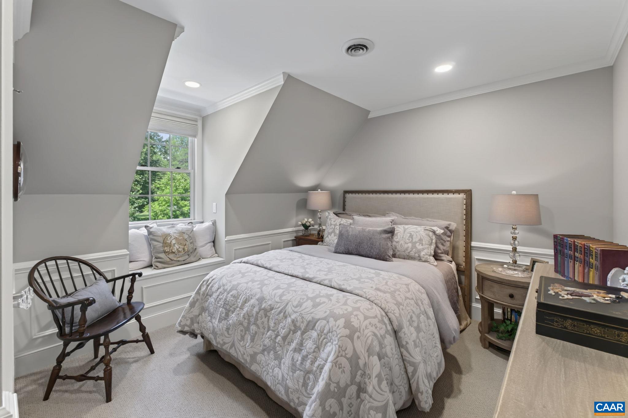 155 IVY RIDGE RD, CHARLOTTESVILLE, Virginia 22901, 5 Bedrooms Bedrooms, ,3 BathroomsBathrooms,Residential,155 IVY RIDGE RD,680719 MLS # 680719