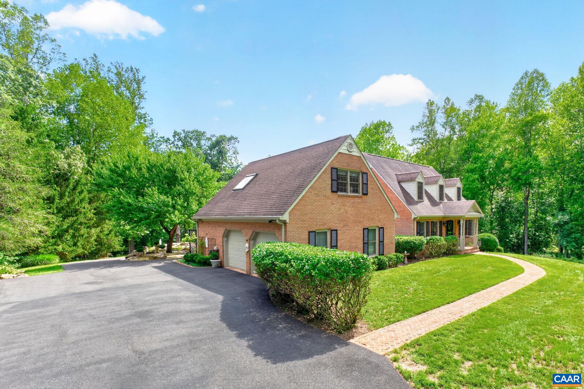 155 IVY RIDGE RD, CHARLOTTESVILLE, Virginia 22901, 5 Bedrooms Bedrooms, ,3 BathroomsBathrooms,Residential,155 IVY RIDGE RD,680719 MLS # 680719