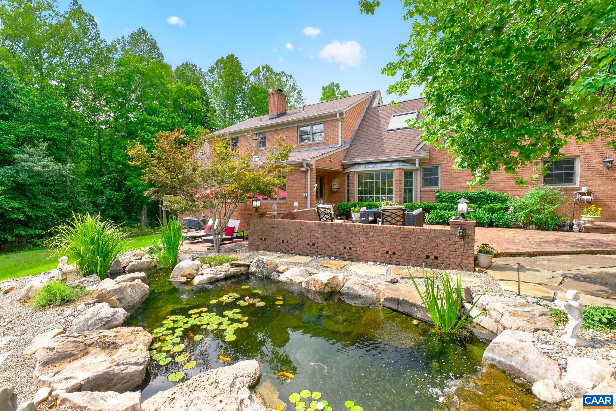 155 IVY RIDGE RD, CHARLOTTESVILLE, Virginia 22901, 5 Bedrooms Bedrooms, ,3 BathroomsBathrooms,Residential,155 IVY RIDGE RD,680719 MLS # 680719