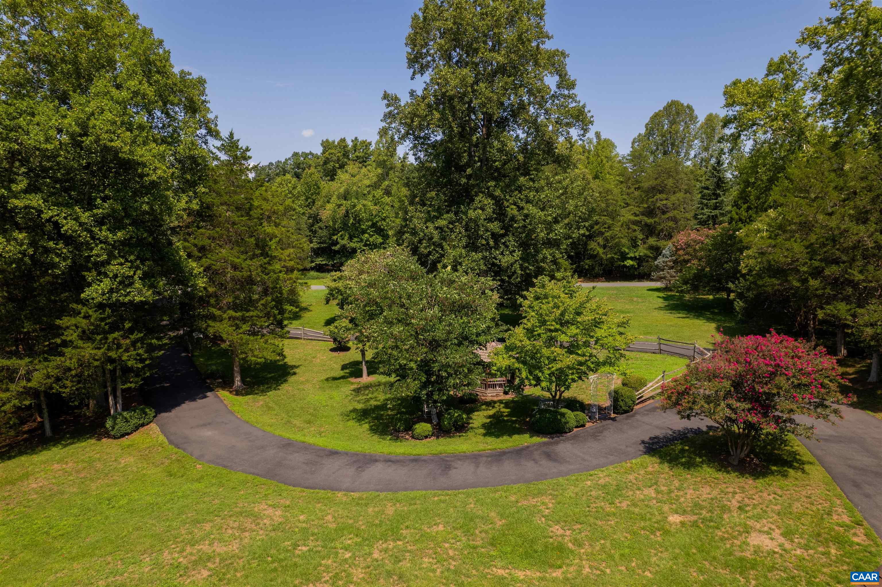155 IVY RIDGE RD, CHARLOTTESVILLE, Virginia 22901, 5 Bedrooms Bedrooms, ,3 BathroomsBathrooms,Residential,155 IVY RIDGE RD,680719 MLS # 680719