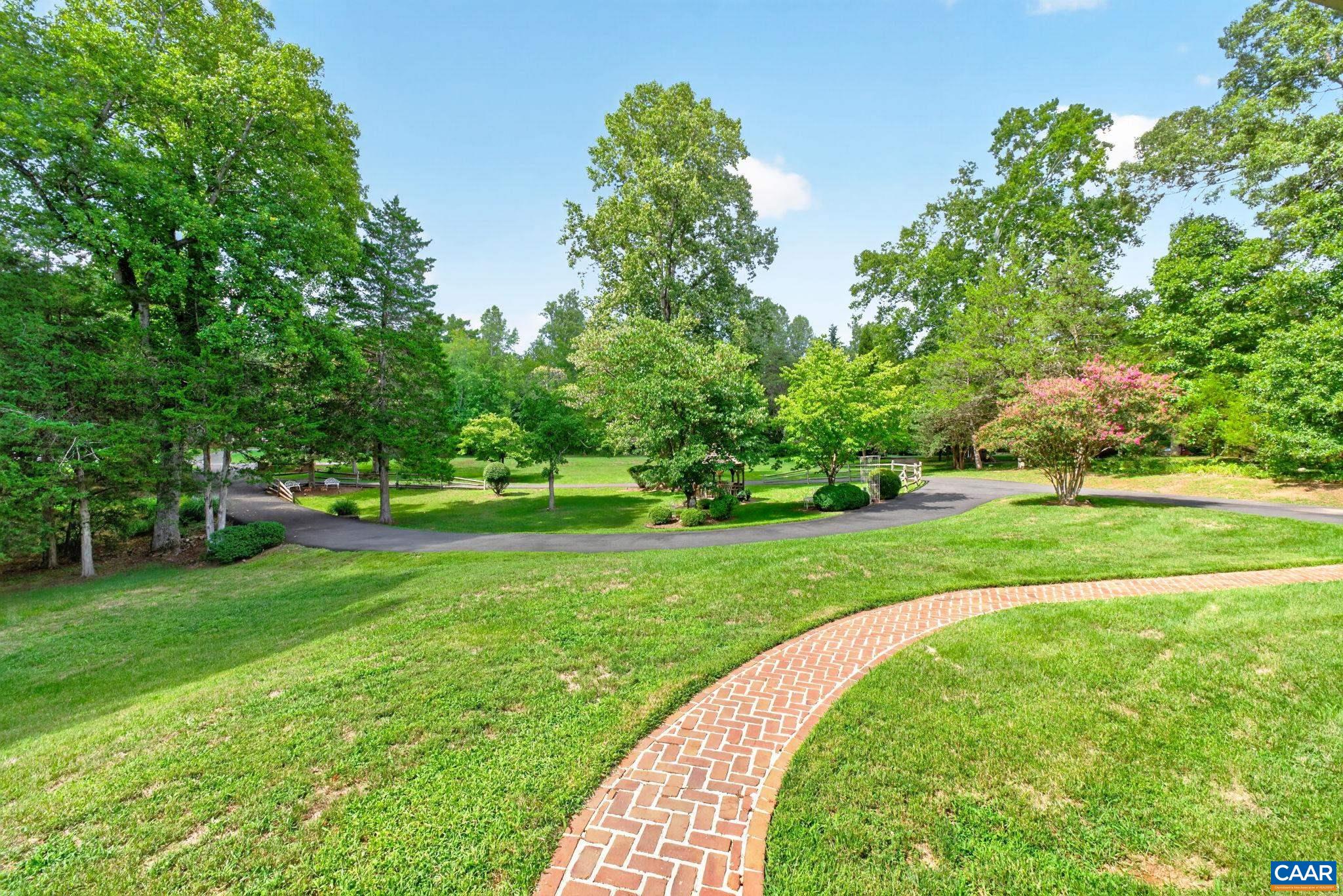 155 IVY RIDGE RD, CHARLOTTESVILLE, Virginia 22901, 5 Bedrooms Bedrooms, ,3 BathroomsBathrooms,Residential,155 IVY RIDGE RD,680719 MLS # 680719