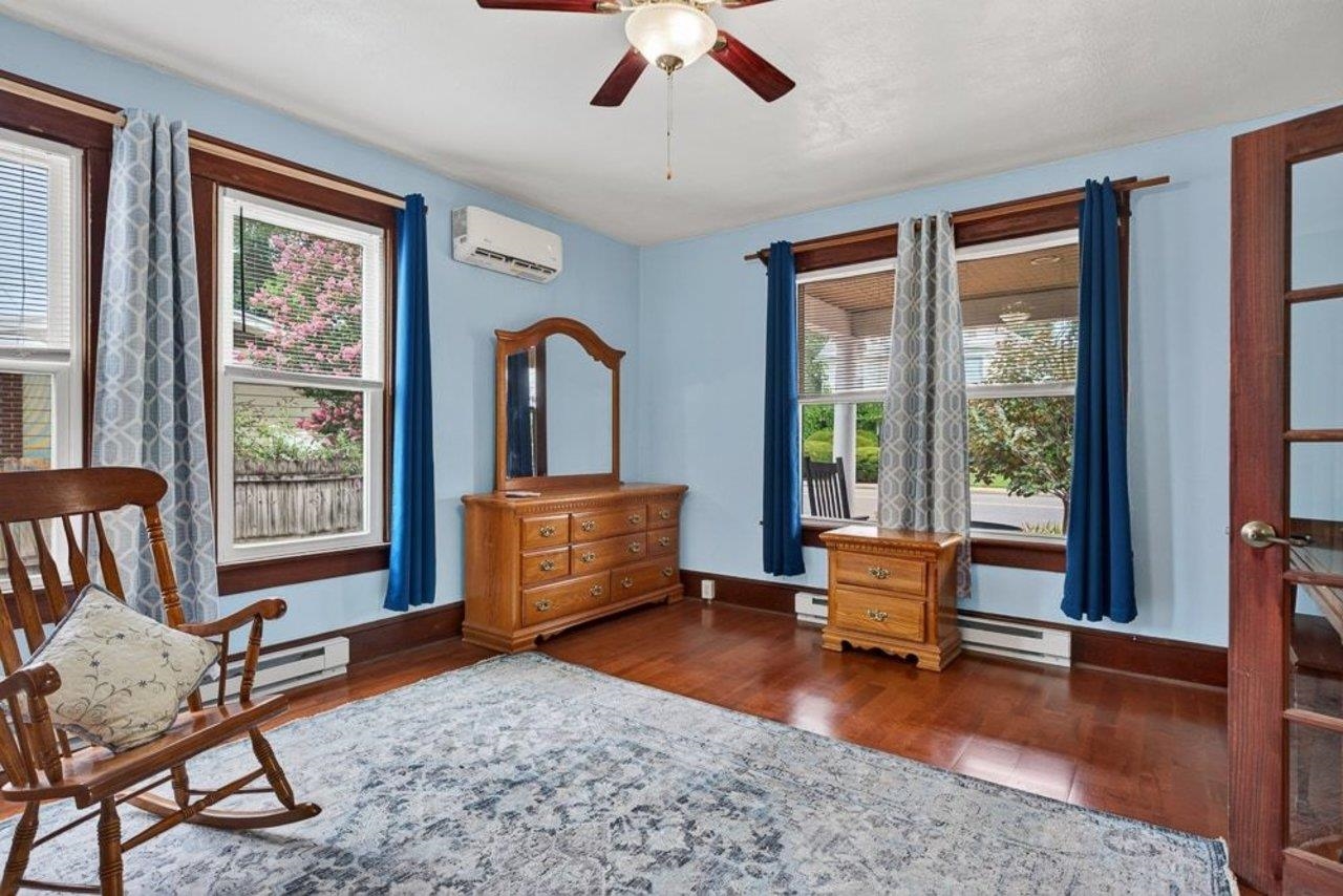 205 DINKEL AVE, BRIDGEWATER, Virginia 22812, 4 Bedrooms Bedrooms, ,2 BathroomsBathrooms,Residential,205 DINKEL AVE,680720 MLS # 680720 205 DINKEL AVE, BRIDGEWATER, Virginia 22812, 4 Bedrooms Bedrooms, ,2 BathroomsBathrooms,Residential,205 DINKEL AVE,680720 MLS # 680720