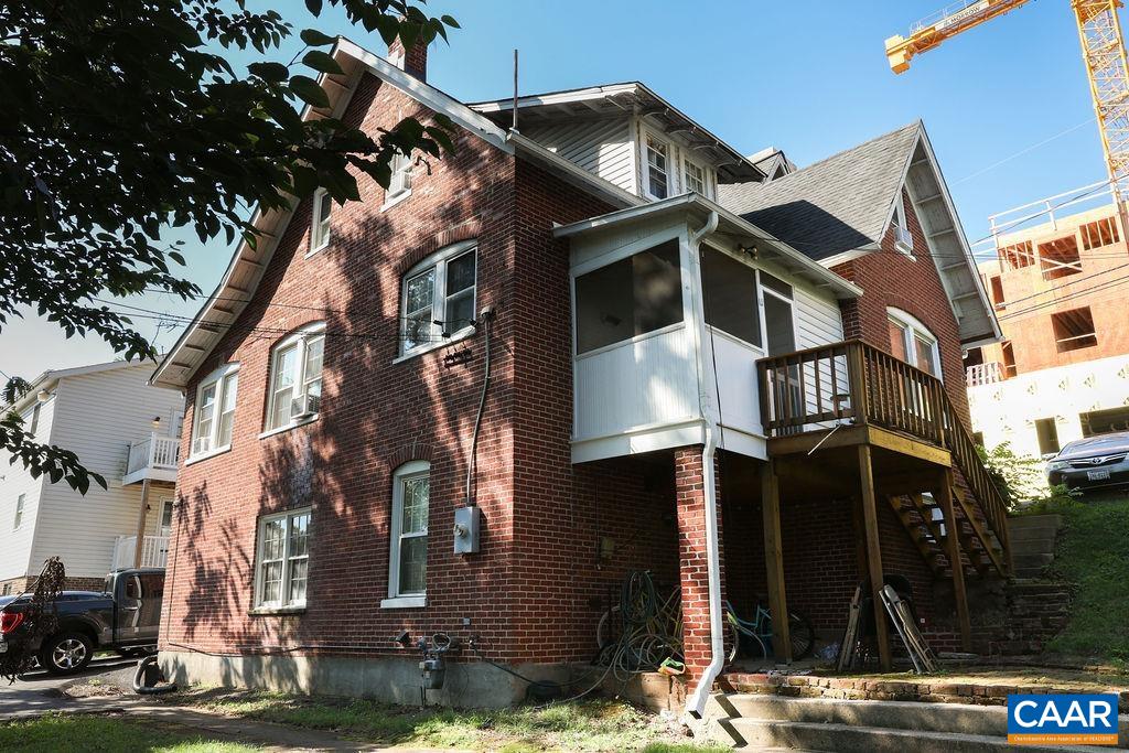 105 WASHINGTON AVE, CHARLOTTESVILLE, Virginia 22903, ,Residential,105 WASHINGTON AVE,680730 MLS # 680730 105 WASHINGTON AVE, CHARLOTTESVILLE, Virginia 22903, ,Residential,105 WASHINGTON AVE,680730 MLS # 680730