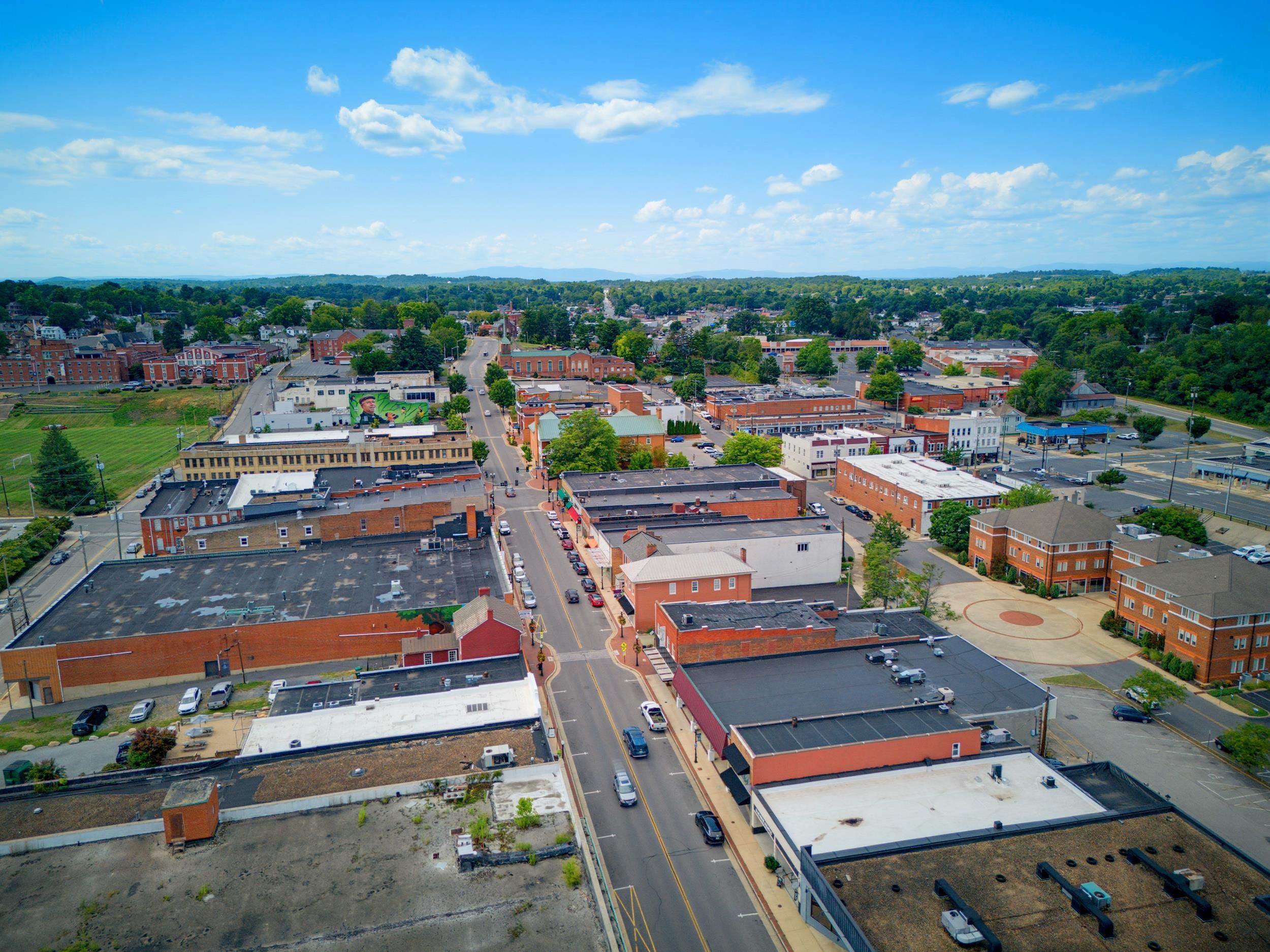 329 W MAIN ST, WAYNESBORO, Virginia 22980, ,Commercial,329 W MAIN ST,680723 MLS # 680723