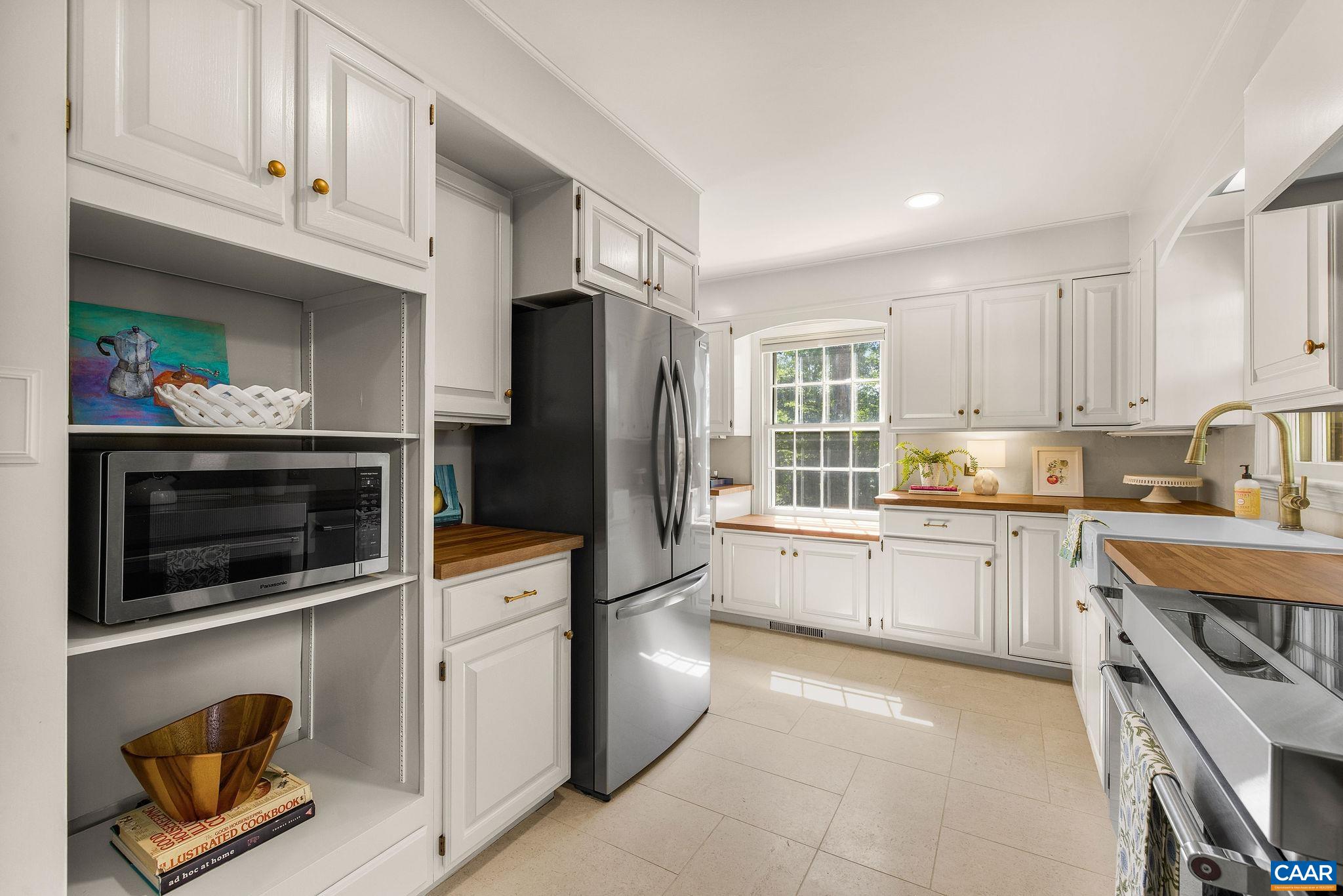 102 MEADOWBROOK CT, CHARLOTTESVILLE, Virginia 22901, 4 Bedrooms Bedrooms, ,2 BathroomsBathrooms,Residential,102 MEADOWBROOK CT,678099 MLS # 678099 102 MEADOWBROOK CT, CHARLOTTESVILLE, Virginia 22901, 4 Bedrooms Bedrooms, ,2 BathroomsBathrooms,Residential,102 MEADOWBROOK CT,678099 MLS # 678099