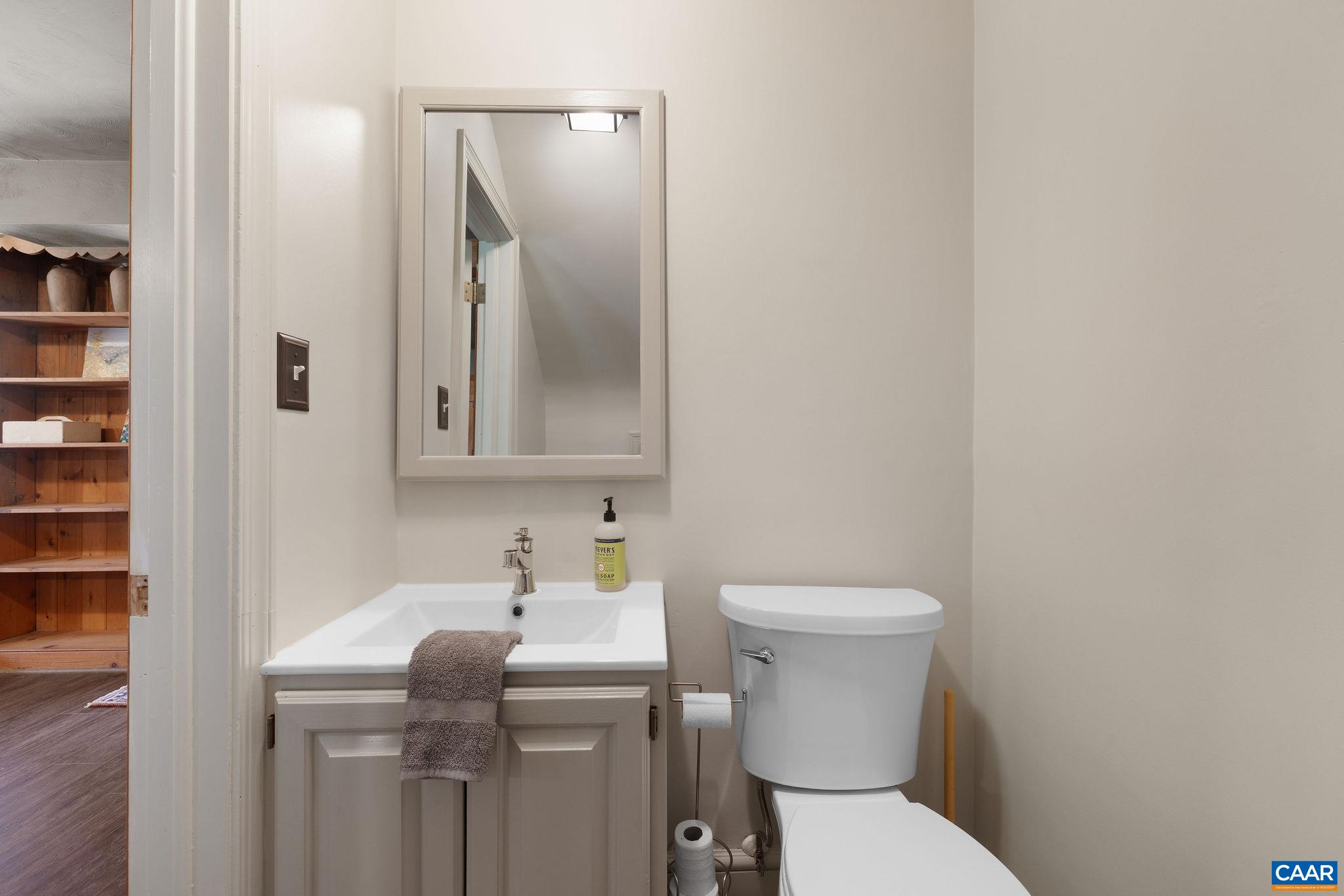 102 MEADOWBROOK CT, CHARLOTTESVILLE, Virginia 22901, 4 Bedrooms Bedrooms, ,2 BathroomsBathrooms,Residential,102 MEADOWBROOK CT,678099 MLS # 678099 102 MEADOWBROOK CT, CHARLOTTESVILLE, Virginia 22901, 4 Bedrooms Bedrooms, ,2 BathroomsBathrooms,Residential,102 MEADOWBROOK CT,678099 MLS # 678099
