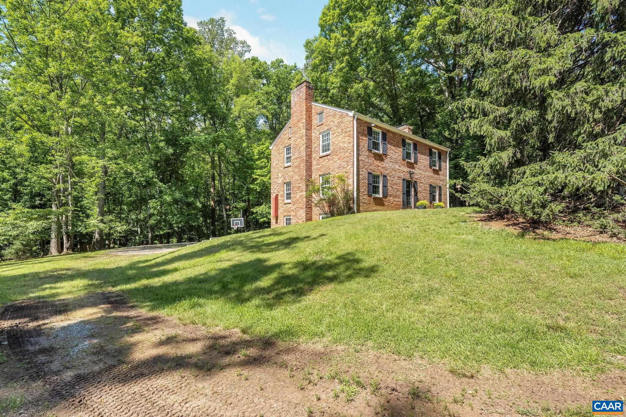 102 MEADOWBROOK CT, CHARLOTTESVILLE, Virginia 22901, 4 Bedrooms Bedrooms, ,2 BathroomsBathrooms,Residential,102 MEADOWBROOK CT,678099 MLS # 678099 102 MEADOWBROOK CT, CHARLOTTESVILLE, Virginia 22901, 4 Bedrooms Bedrooms, ,2 BathroomsBathrooms,Residential,102 MEADOWBROOK CT,678099 MLS # 678099