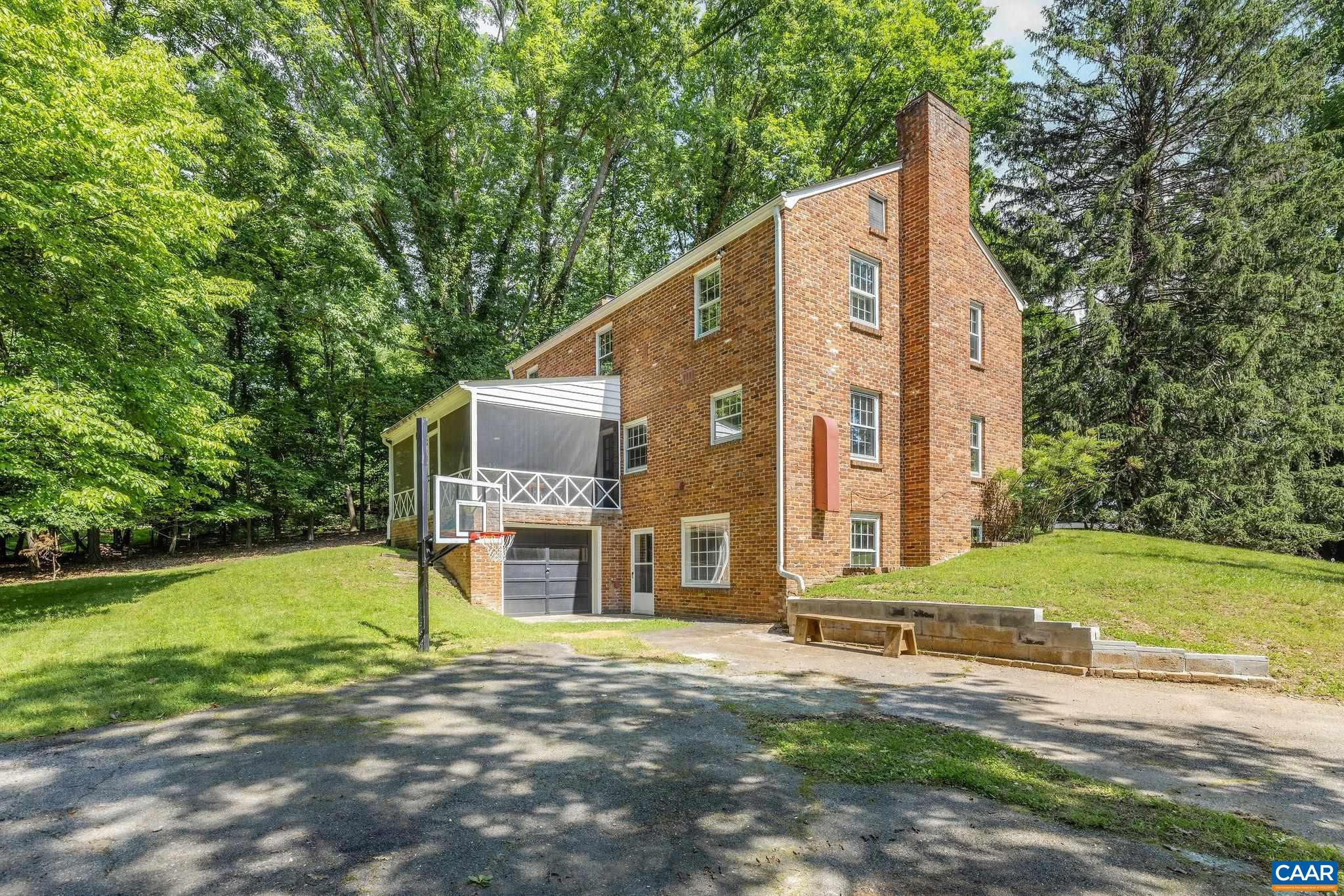 102 MEADOWBROOK CT, CHARLOTTESVILLE, Virginia 22901, 4 Bedrooms Bedrooms, ,2 BathroomsBathrooms,Residential,102 MEADOWBROOK CT,678099 MLS # 678099 102 MEADOWBROOK CT, CHARLOTTESVILLE, Virginia 22901, 4 Bedrooms Bedrooms, ,2 BathroomsBathrooms,Residential,102 MEADOWBROOK CT,678099 MLS # 678099