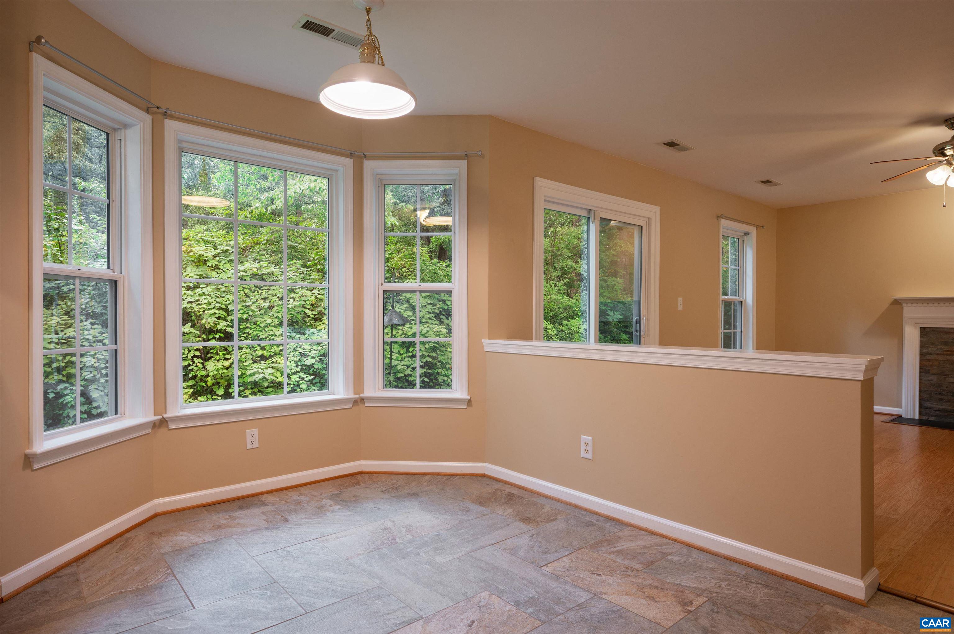 Sunny nook for informal meals and family gathering.