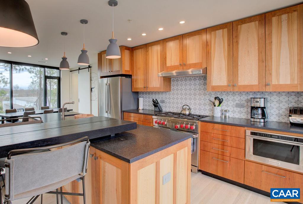 550 WATER ST, CHARLOTTESVILLE, Virginia 22902, 3 Bedrooms Bedrooms, ,3 BathroomsBathrooms,Residential,550 WATER ST,680725 MLS # 680725