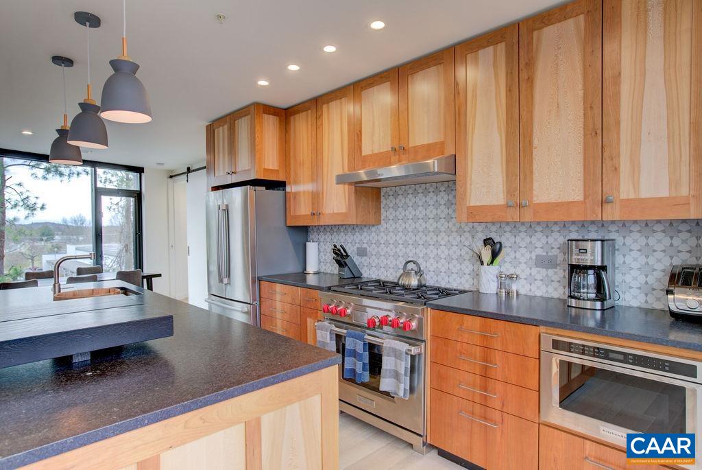 550 WATER ST, CHARLOTTESVILLE, Virginia 22902, 3 Bedrooms Bedrooms, ,3 BathroomsBathrooms,Residential,550 WATER ST,680725 MLS # 680725