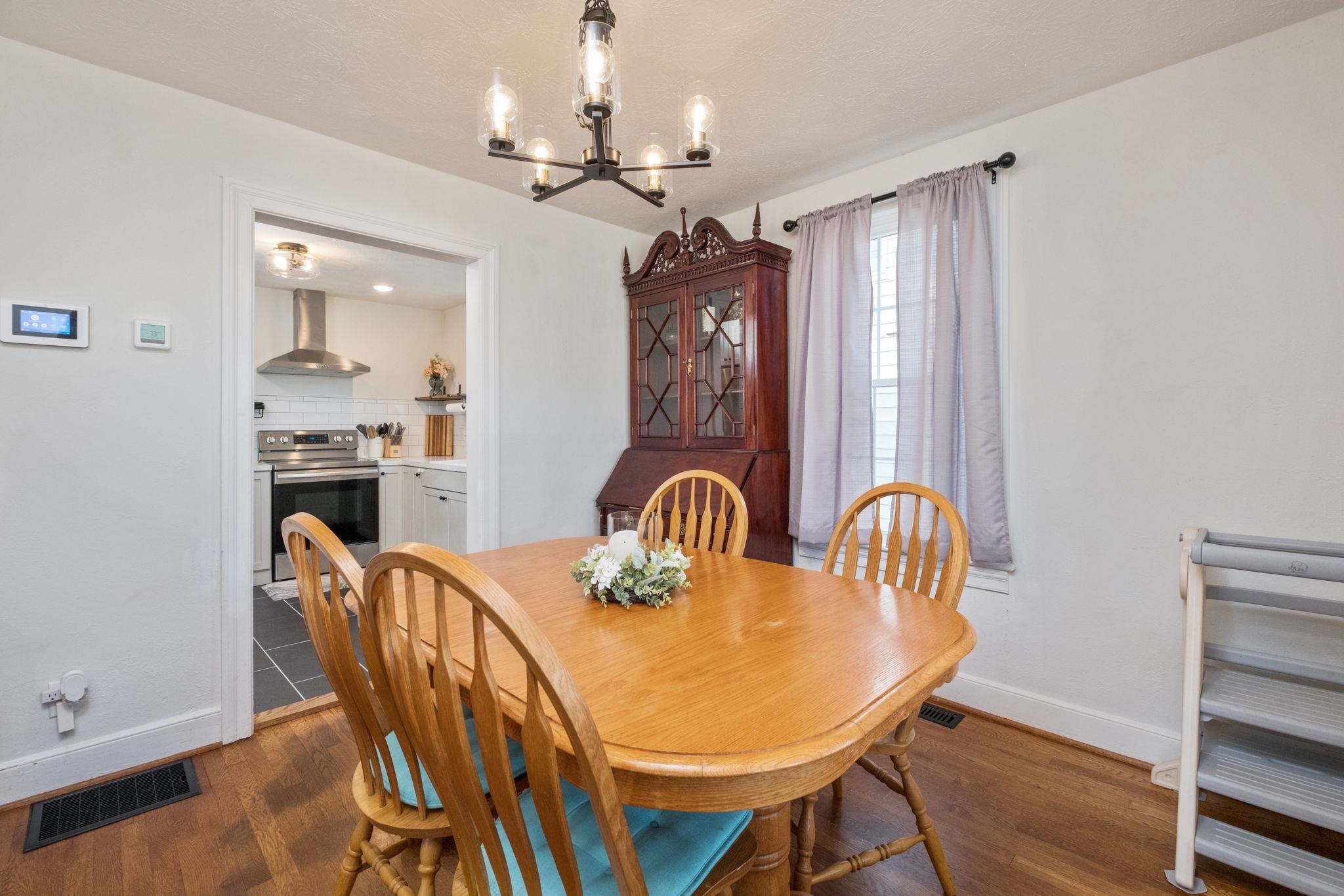 444 FLORENCE AVE, WAYNESBORO, Virginia 22980, 3 Bedrooms Bedrooms, ,2 BathroomsBathrooms,Residential,The Florence Cape,444 FLORENCE AVE,680727 MLS # 680727 444 FLORENCE AVE, WAYNESBORO, Virginia 22980, 3 Bedrooms Bedrooms, ,2 BathroomsBathrooms,Residential,The Florence Cape,444 FLORENCE AVE,680727 MLS # 680727