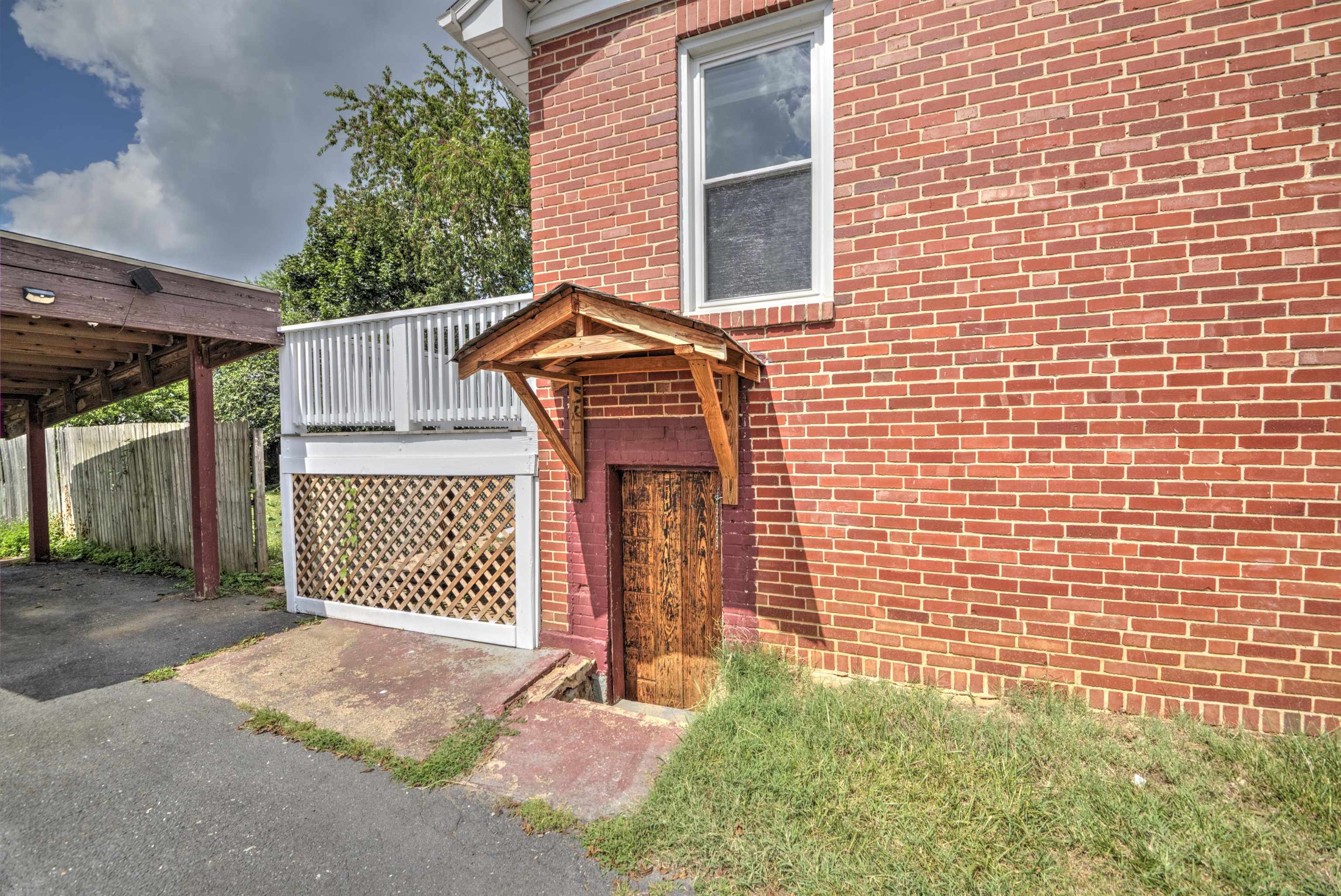 641 KING AVE, WAYNESBORO, Virginia 22980, 3 Bedrooms Bedrooms, ,1 BathroomBathrooms,Residential,641 KING AVE,680732 MLS # 680732 641 KING AVE, WAYNESBORO, Virginia 22980, 3 Bedrooms Bedrooms, ,1 BathroomBathrooms,Residential,641 KING AVE,680732 MLS # 680732