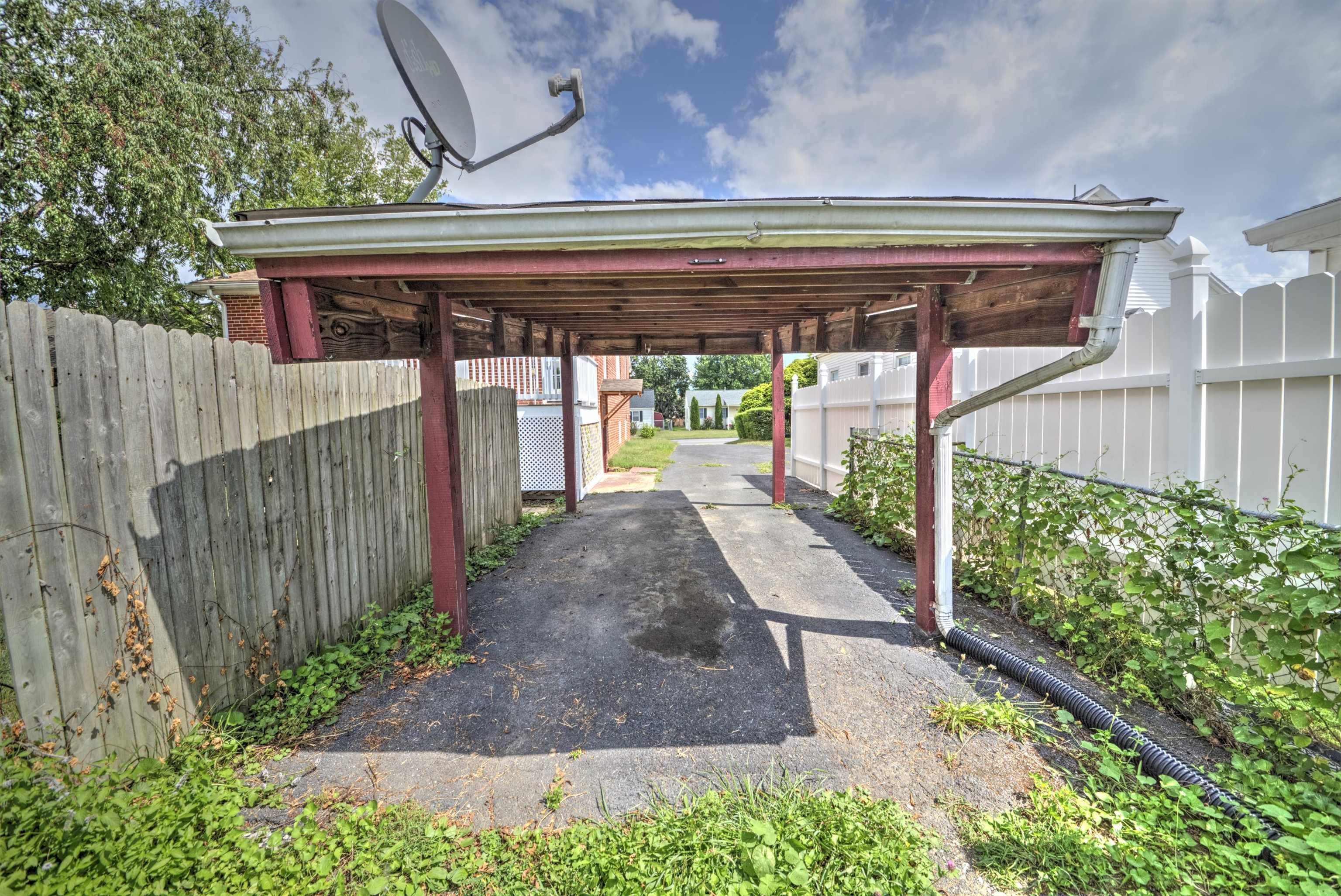 641 KING AVE, WAYNESBORO, Virginia 22980, 3 Bedrooms Bedrooms, ,1 BathroomBathrooms,Residential,641 KING AVE,680732 MLS # 680732 641 KING AVE, WAYNESBORO, Virginia 22980, 3 Bedrooms Bedrooms, ,1 BathroomBathrooms,Residential,641 KING AVE,680732 MLS # 680732