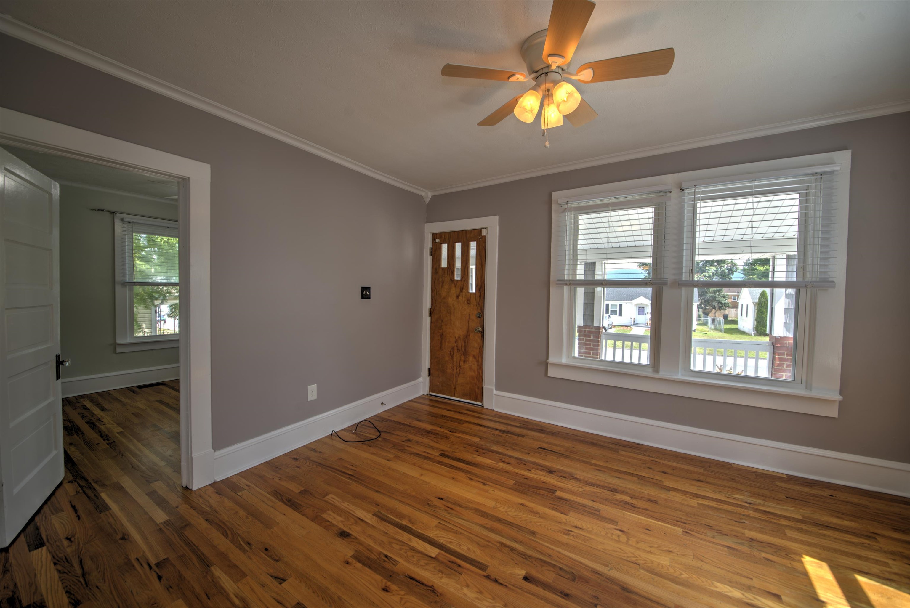 641 KING AVE, WAYNESBORO, Virginia 22980, 3 Bedrooms Bedrooms, ,1 BathroomBathrooms,Residential,641 KING AVE,680732 MLS # 680732 641 KING AVE, WAYNESBORO, Virginia 22980, 3 Bedrooms Bedrooms, ,1 BathroomBathrooms,Residential,641 KING AVE,680732 MLS # 680732