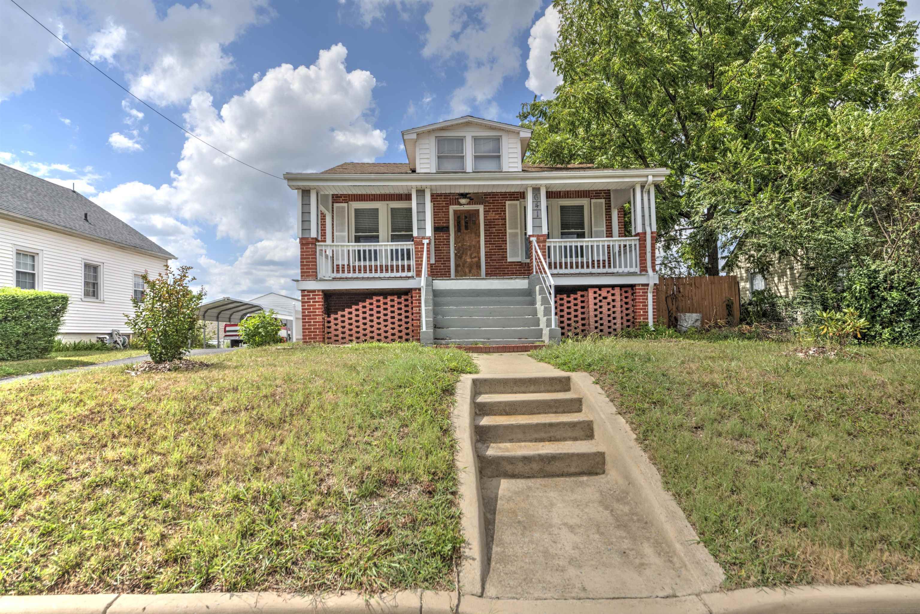 641 KING AVE, WAYNESBORO, Virginia 22980, 3 Bedrooms Bedrooms, ,1 BathroomBathrooms,Residential,641 KING AVE,680732 MLS # 680732 641 KING AVE, WAYNESBORO, Virginia 22980, 3 Bedrooms Bedrooms, ,1 BathroomBathrooms,Residential,641 KING AVE,680732 MLS # 680732