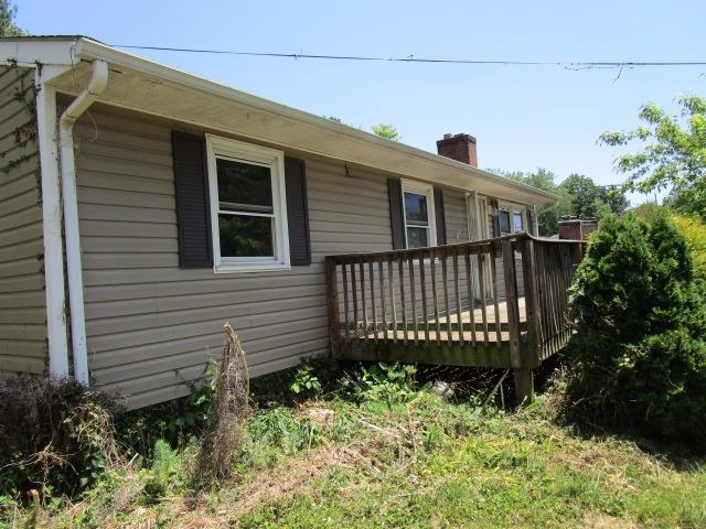 1218 AGNESE ST, CHARLOTTESVILLE, Virginia 22901, 3 Bedrooms Bedrooms, ,2 BathroomsBathrooms,Residential,1218 AGNESE ST,680740 MLS # 680740 1218 AGNESE ST, CHARLOTTESVILLE, Virginia 22901, 3 Bedrooms Bedrooms, ,2 BathroomsBathrooms,Residential,1218 AGNESE ST,680740 MLS # 680740