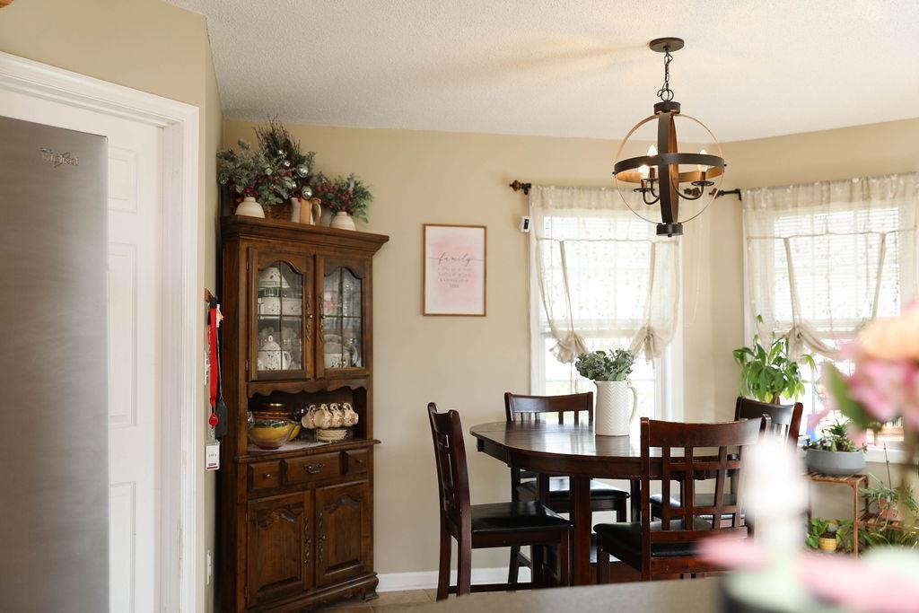 18 LONG BOW RD, WAYNESBORO, Virginia 22980, 3 Bedrooms Bedrooms, ,2 BathroomsBathrooms,Residential,18 LONG BOW RD,680741 MLS # 680741