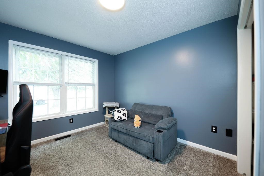 18 LONG BOW RD, WAYNESBORO, Virginia 22980, 3 Bedrooms Bedrooms, ,2 BathroomsBathrooms,Residential,18 LONG BOW RD,680741 MLS # 680741
