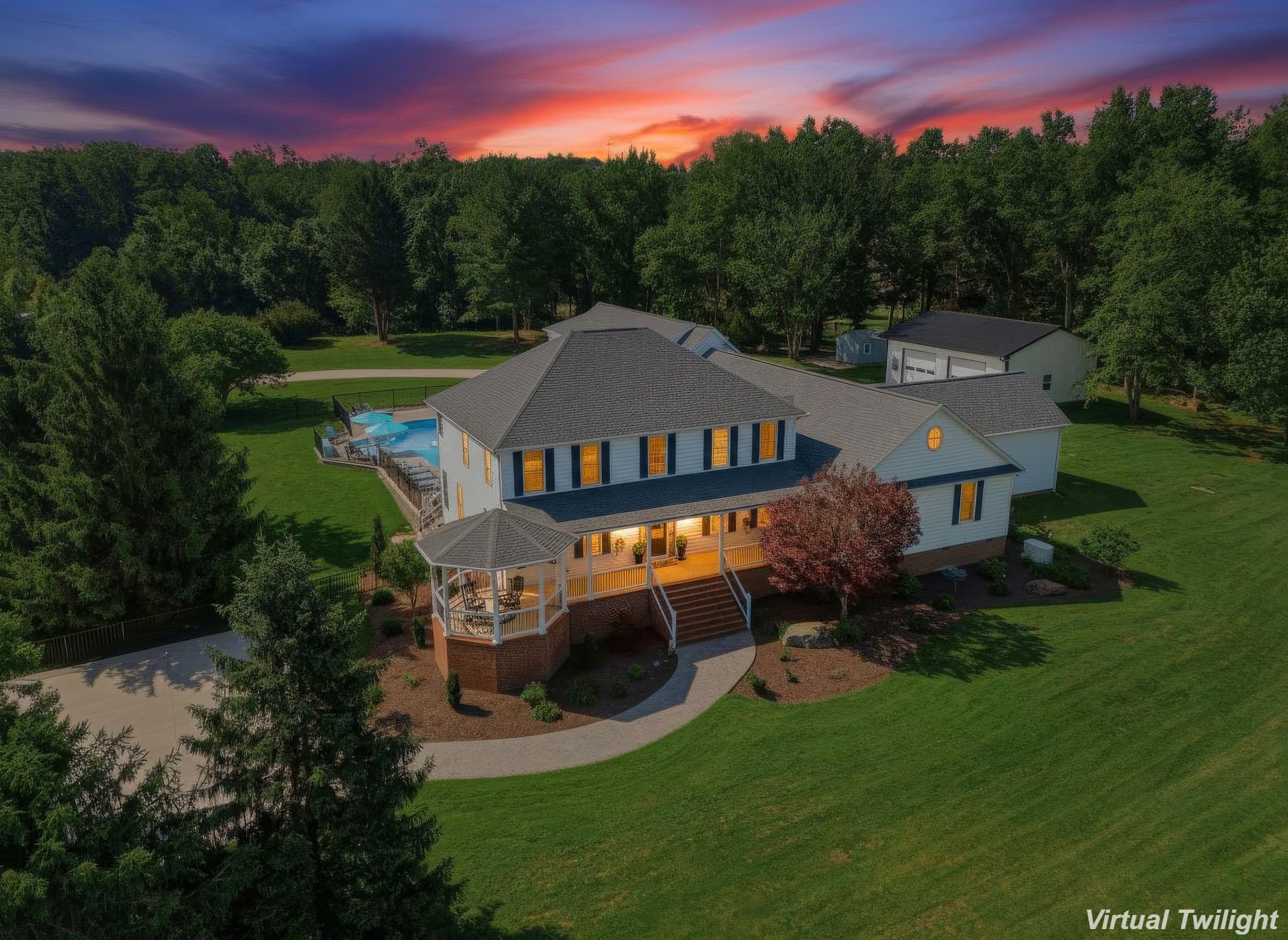 572 AUGUSTA FARMS RD, WAYNESBORO, Virginia 22980, 5 Bedrooms Bedrooms, ,3 BathroomsBathrooms,Residential,572 AUGUSTA FARMS RD,680743 MLS # 680743 572 AUGUSTA FARMS RD, WAYNESBORO, Virginia 22980, 5 Bedrooms Bedrooms, ,3 BathroomsBathrooms,Residential,572 AUGUSTA FARMS RD,680743 MLS # 680743