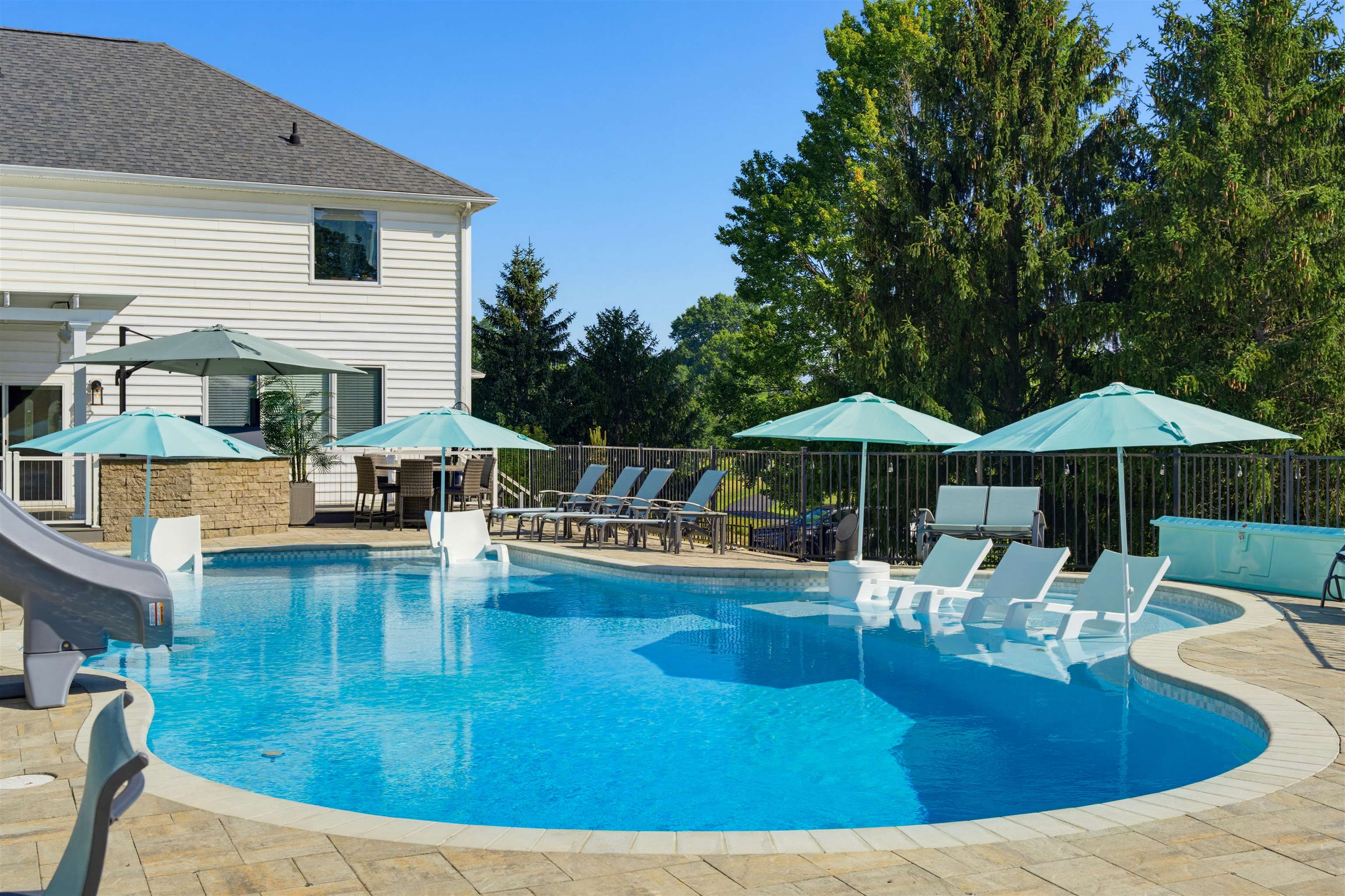 572 AUGUSTA FARMS RD, WAYNESBORO, Virginia 22980, 5 Bedrooms Bedrooms, ,3 BathroomsBathrooms,Residential,572 AUGUSTA FARMS RD,680743 MLS # 680743 572 AUGUSTA FARMS RD, WAYNESBORO, Virginia 22980, 5 Bedrooms Bedrooms, ,3 BathroomsBathrooms,Residential,572 AUGUSTA FARMS RD,680743 MLS # 680743
