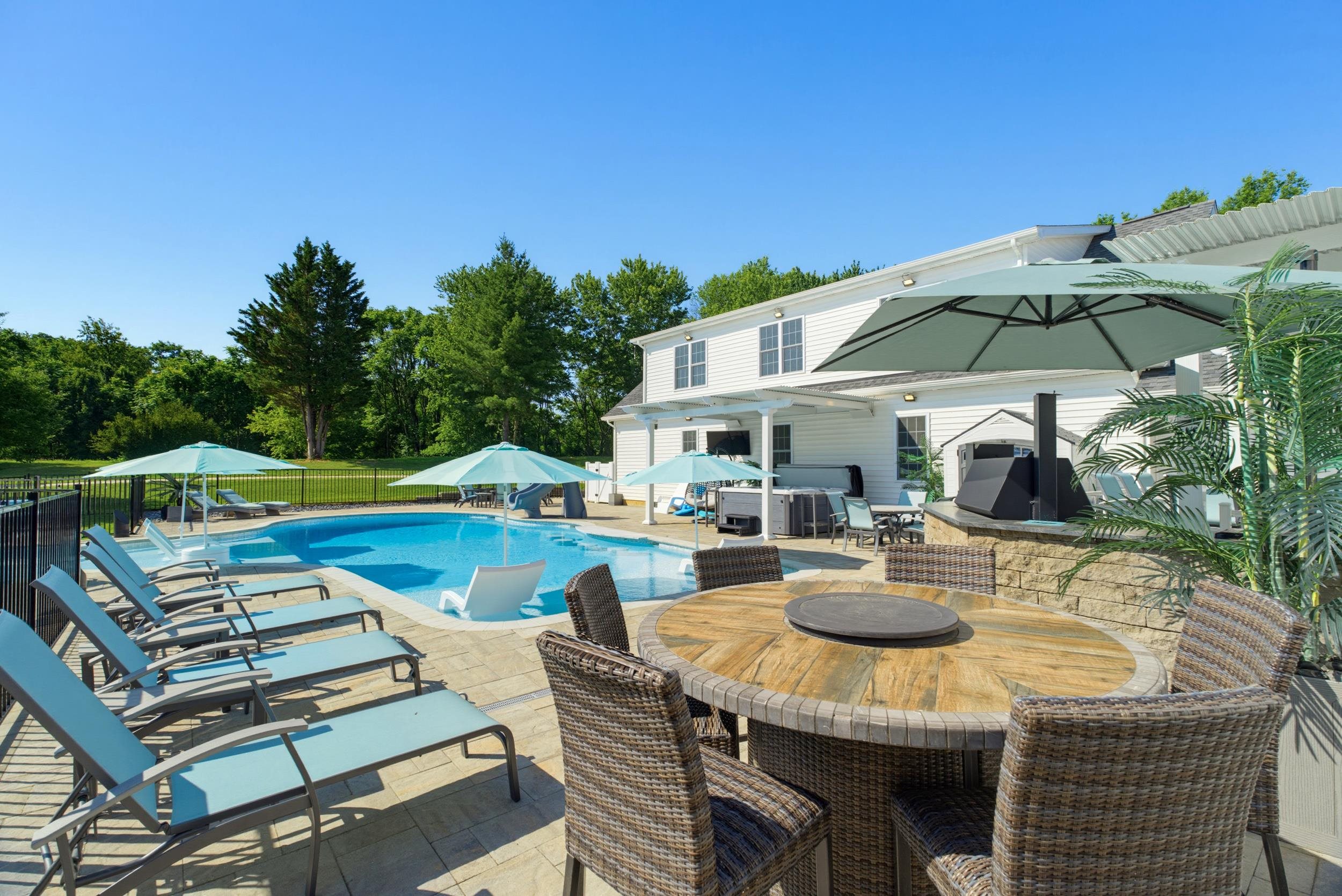 572 AUGUSTA FARMS RD, WAYNESBORO, Virginia 22980, 5 Bedrooms Bedrooms, ,3 BathroomsBathrooms,Residential,572 AUGUSTA FARMS RD,680743 MLS # 680743 572 AUGUSTA FARMS RD, WAYNESBORO, Virginia 22980, 5 Bedrooms Bedrooms, ,3 BathroomsBathrooms,Residential,572 AUGUSTA FARMS RD,680743 MLS # 680743