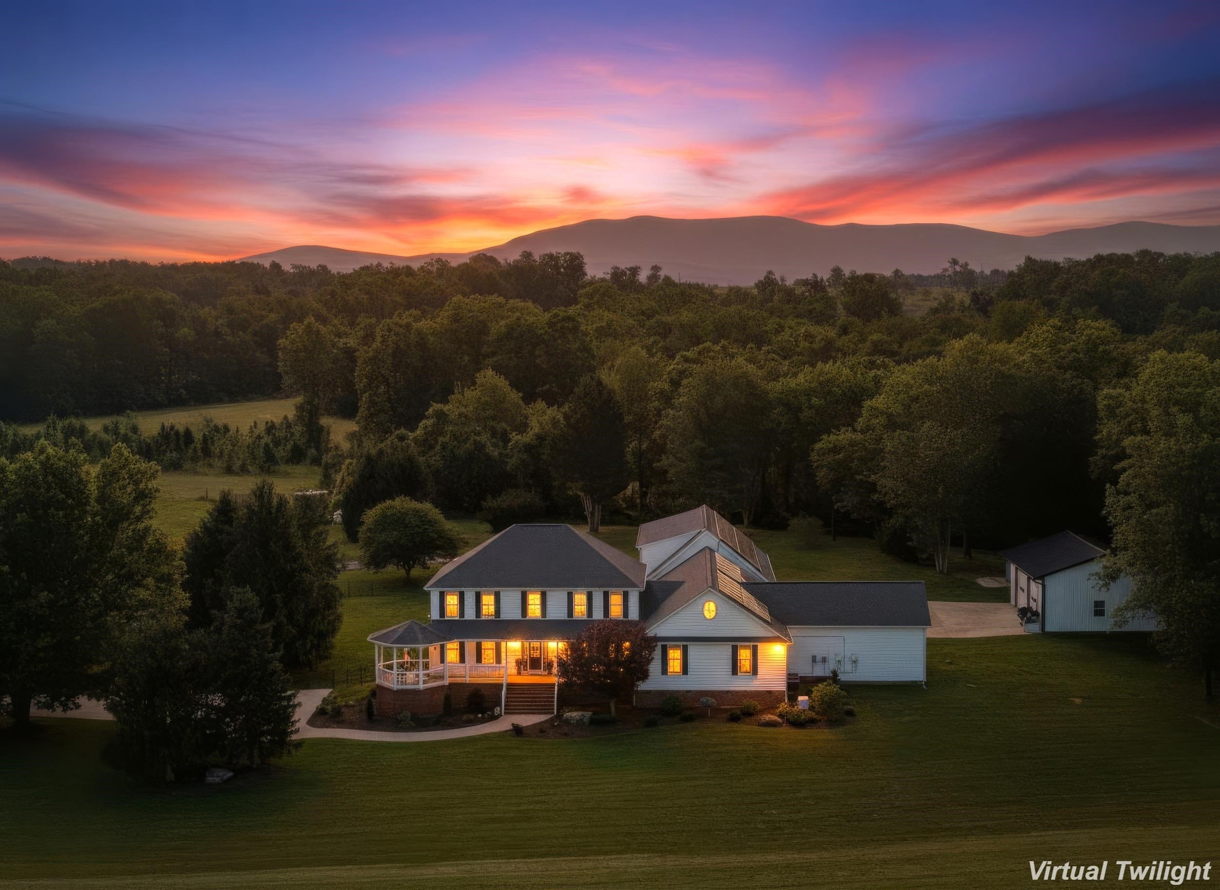 572 AUGUSTA FARMS RD, WAYNESBORO, Virginia 22980, 5 Bedrooms Bedrooms, ,3 BathroomsBathrooms,Residential,572 AUGUSTA FARMS RD,680743 MLS # 680743 572 AUGUSTA FARMS RD, WAYNESBORO, Virginia 22980, 5 Bedrooms Bedrooms, ,3 BathroomsBathrooms,Residential,572 AUGUSTA FARMS RD,680743 MLS # 680743