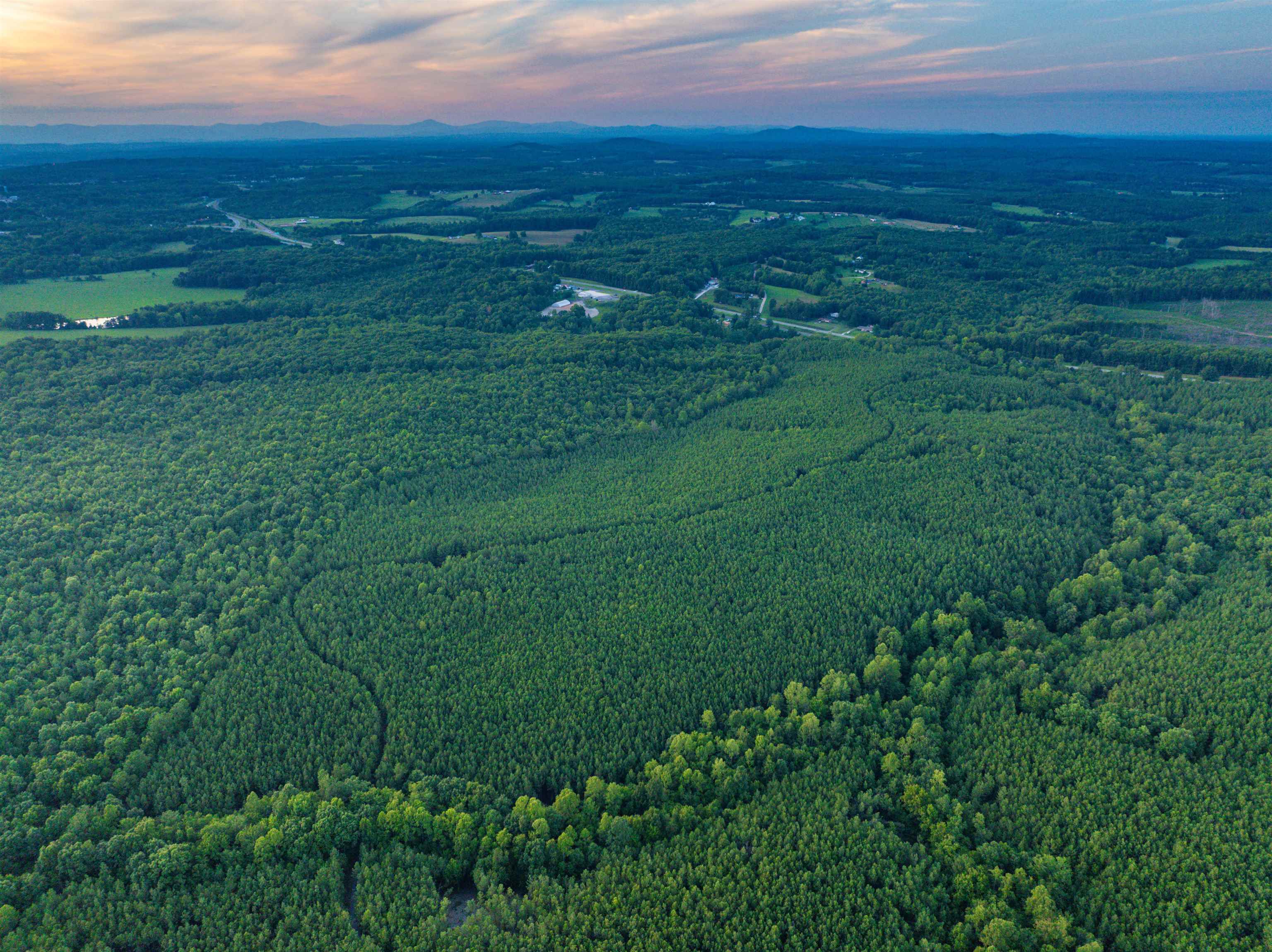 0 MOUNTAIN CUT RD, APPOMATTOX, Virginia 24522, ,Land,0 MOUNTAIN CUT RD,680751 MLS # 680751 0 MOUNTAIN CUT RD, APPOMATTOX, Virginia 24522, ,Land,0 MOUNTAIN CUT RD,680751 MLS # 680751