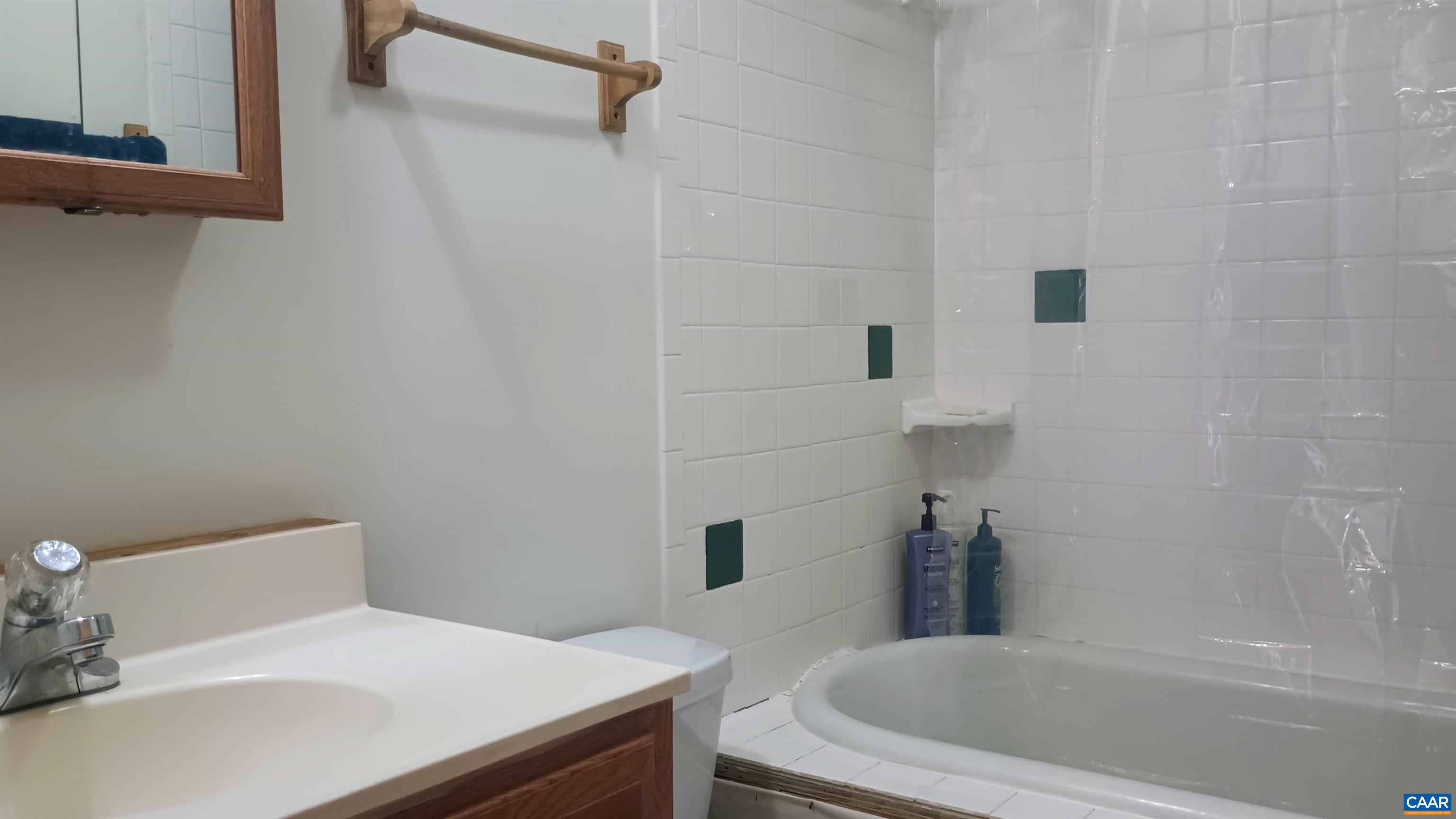 989 BATTERY HILL LN, TYRO, Virginia 22976, 2 Bedrooms Bedrooms, ,1 BathroomBathrooms,Residential,989 BATTERY HILL LN,680752 MLS # 680752 989 BATTERY HILL LN, TYRO, Virginia 22976, 2 Bedrooms Bedrooms, ,1 BathroomBathrooms,Residential,989 BATTERY HILL LN,680752 MLS # 680752