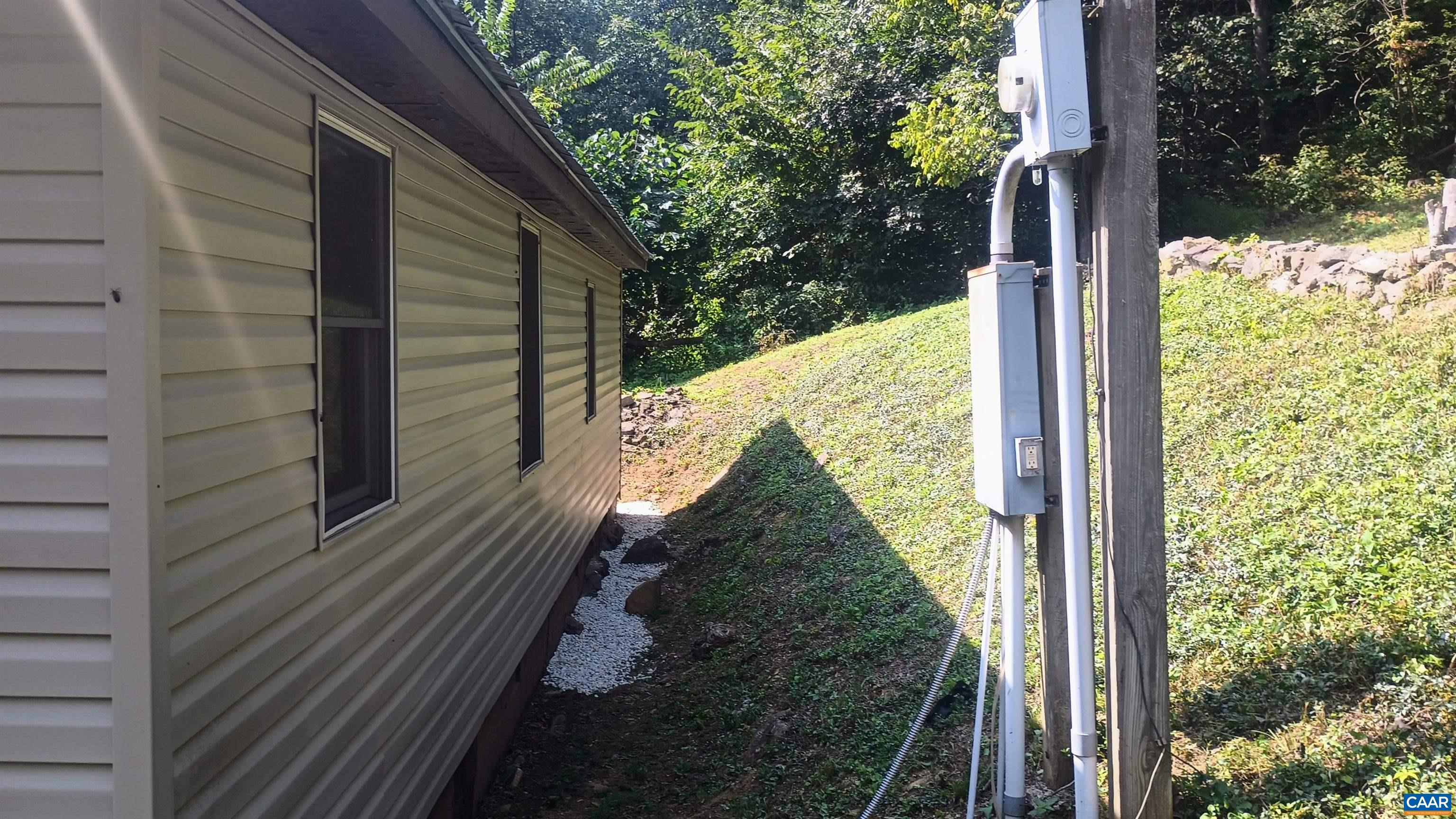 989 BATTERY HILL LN, TYRO, Virginia 22976, 2 Bedrooms Bedrooms, ,1 BathroomBathrooms,Residential,989 BATTERY HILL LN,680752 MLS # 680752 989 BATTERY HILL LN, TYRO, Virginia 22976, 2 Bedrooms Bedrooms, ,1 BathroomBathrooms,Residential,989 BATTERY HILL LN,680752 MLS # 680752