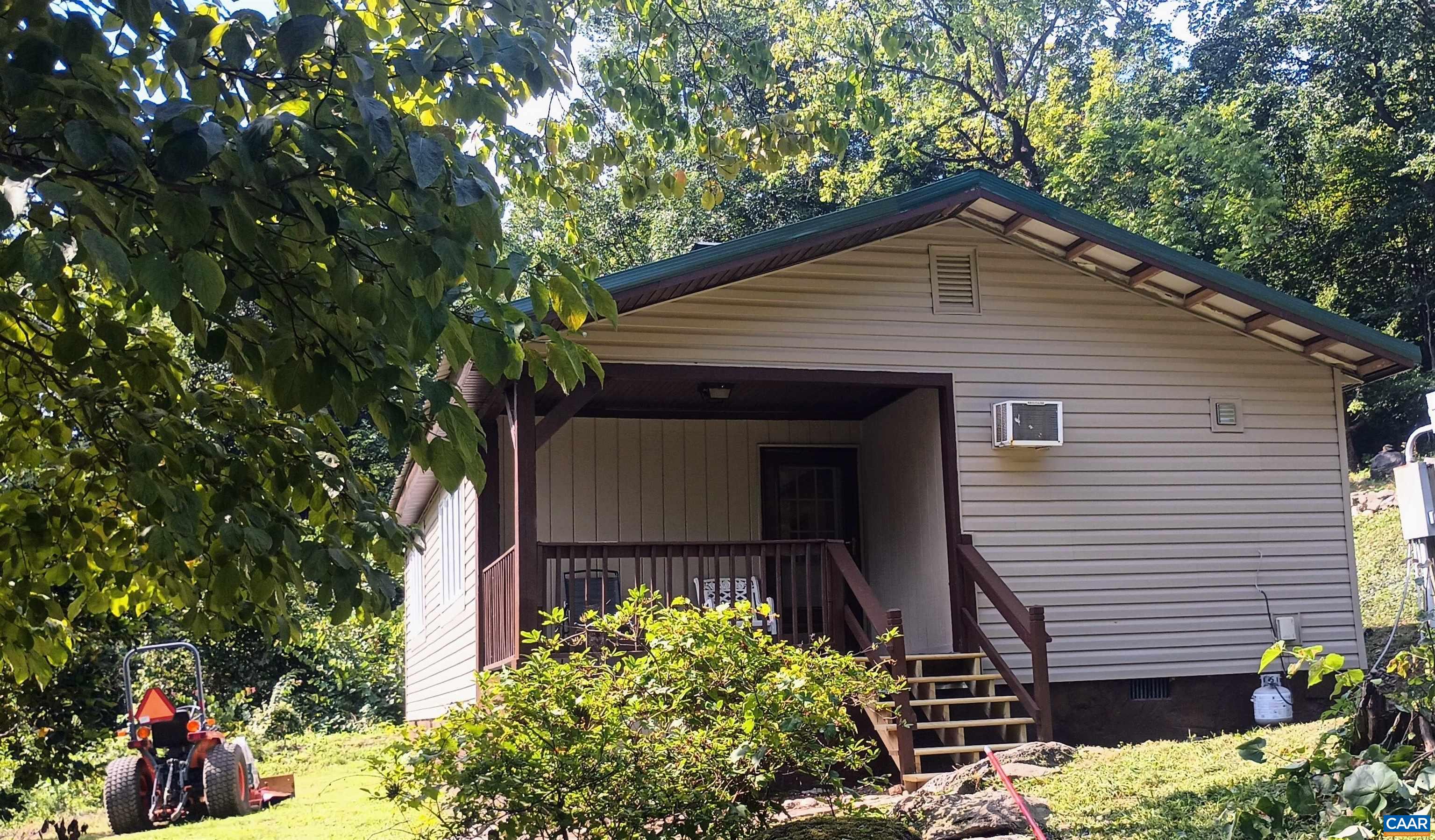 989 BATTERY HILL LN, TYRO, Virginia 22976, 2 Bedrooms Bedrooms, ,1 BathroomBathrooms,Residential,989 BATTERY HILL LN,680752 MLS # 680752 989 BATTERY HILL LN, TYRO, Virginia 22976, 2 Bedrooms Bedrooms, ,1 BathroomBathrooms,Residential,989 BATTERY HILL LN,680752 MLS # 680752