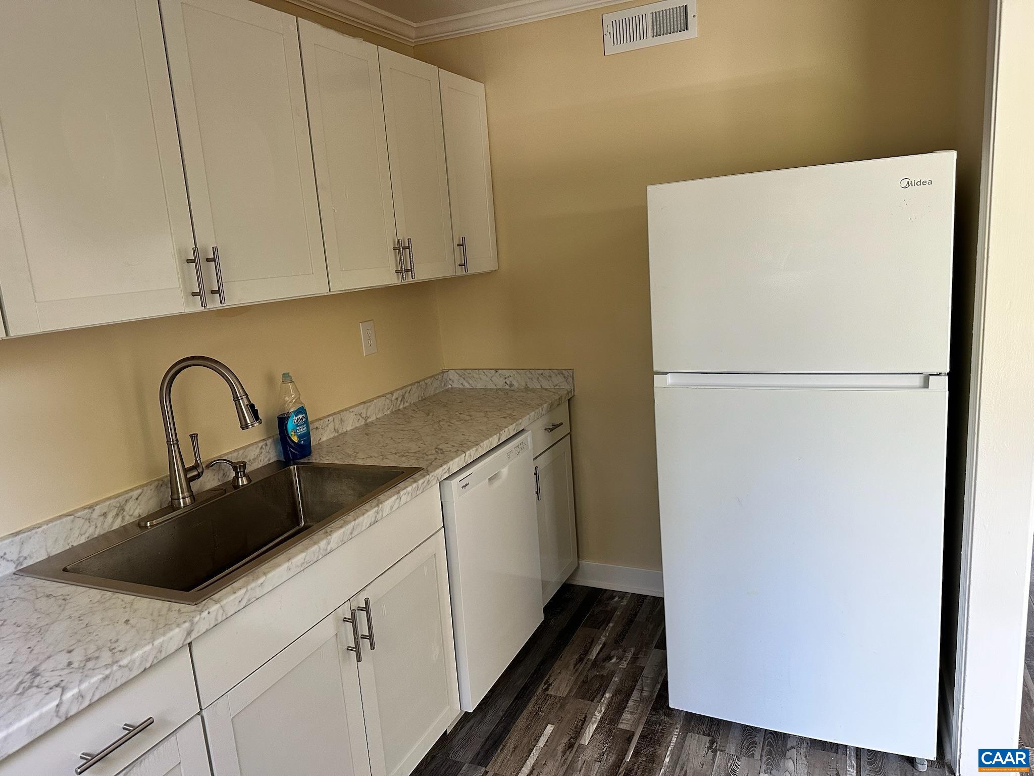 2517 HYDRAULIC RD, CHARLOTTESVILLE, Virginia 22901, 2 Bedrooms Bedrooms, ,1 BathroomBathrooms,Residential,2517 HYDRAULIC RD,678521 MLS # 678521