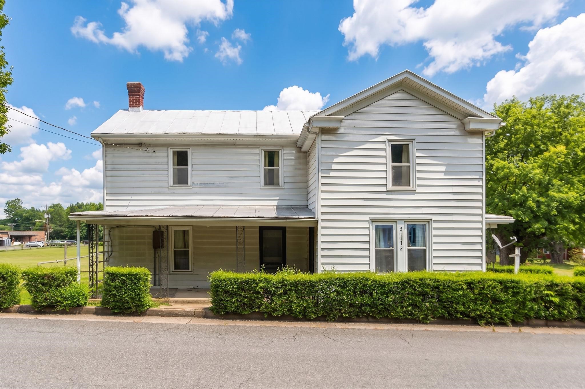 3941 CHURCHVILLE AVE, CHURCHVILLE, Virginia 24421, 3 Bedrooms Bedrooms, ,1 BathroomBathrooms,Residential,3941 CHURCHVILLE AVE,679995 MLS # 679995
