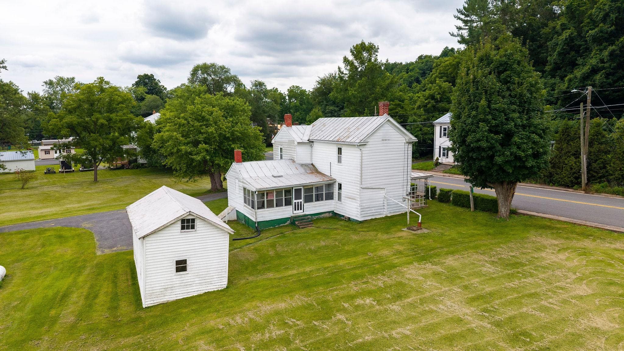 3941 CHURCHVILLE AVE, CHURCHVILLE, Virginia 24421, 3 Bedrooms Bedrooms, ,1 BathroomBathrooms,Residential,3941 CHURCHVILLE AVE,679995 MLS # 679995
