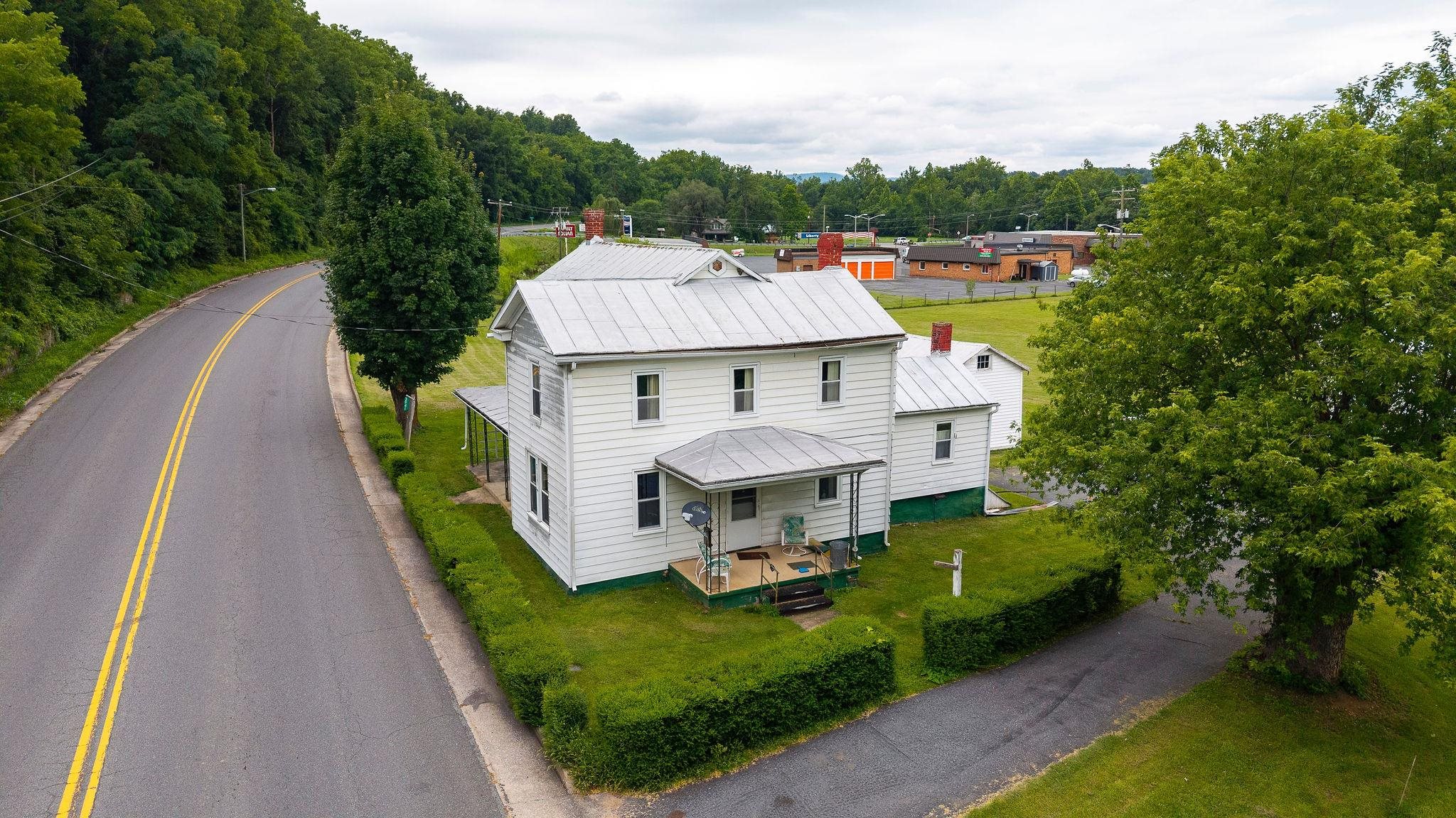3941 CHURCHVILLE AVE, CHURCHVILLE, Virginia 24421, 3 Bedrooms Bedrooms, ,1 BathroomBathrooms,Residential,3941 CHURCHVILLE AVE,679995 MLS # 679995