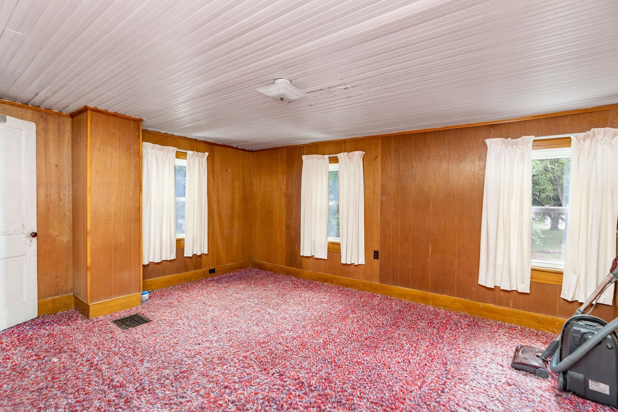 3941 CHURCHVILLE AVE, CHURCHVILLE, Virginia 24421, 3 Bedrooms Bedrooms, ,1 BathroomBathrooms,Residential,3941 CHURCHVILLE AVE,679995 MLS # 679995