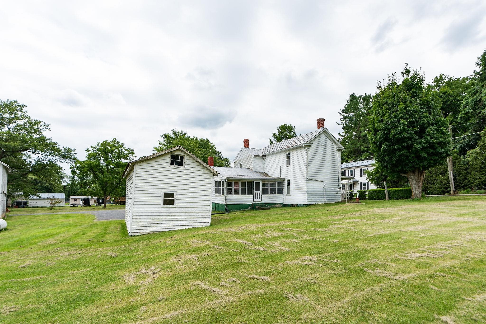 3941 CHURCHVILLE AVE, CHURCHVILLE, Virginia 24421, 3 Bedrooms Bedrooms, ,1 BathroomBathrooms,Residential,3941 CHURCHVILLE AVE,679995 MLS # 679995