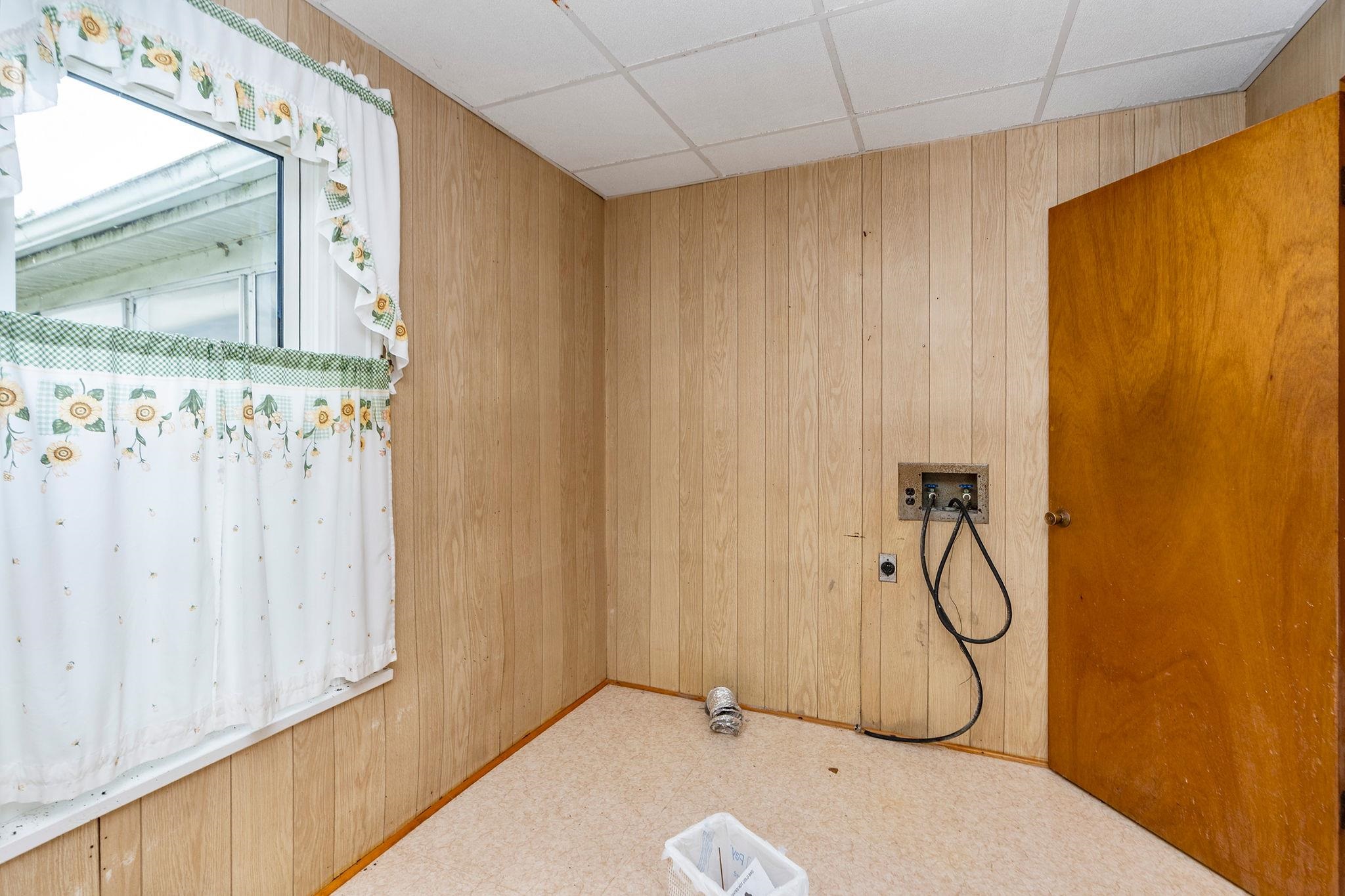 3941 CHURCHVILLE AVE, CHURCHVILLE, Virginia 24421, 3 Bedrooms Bedrooms, ,1 BathroomBathrooms,Residential,3941 CHURCHVILLE AVE,679995 MLS # 679995
