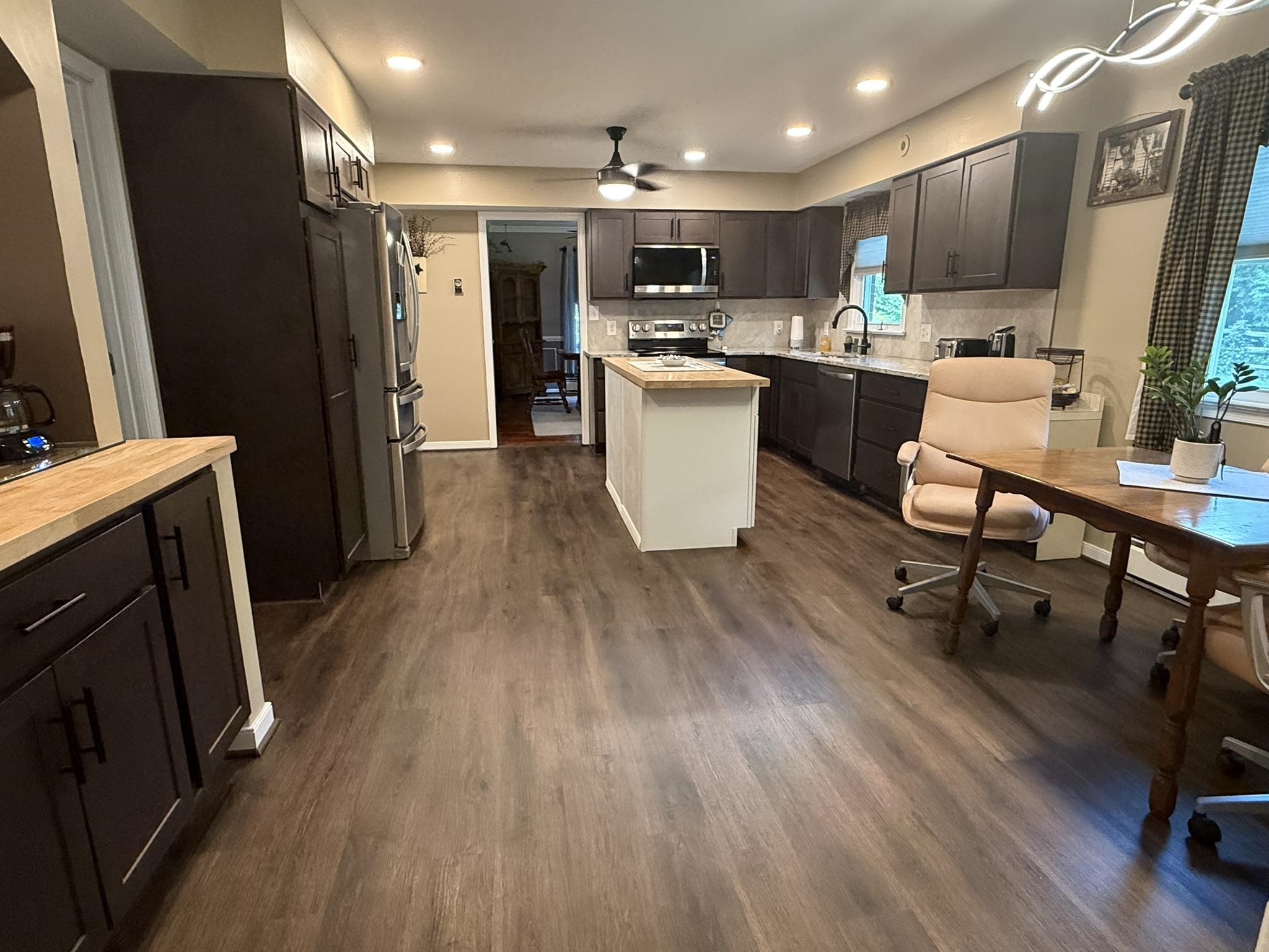 200 PELHAM DR, WAYNESBORO, Virginia 22980, 5 Bedrooms Bedrooms, ,3 BathroomsBathrooms,Residential,200 PELHAM DR,680758 MLS # 680758