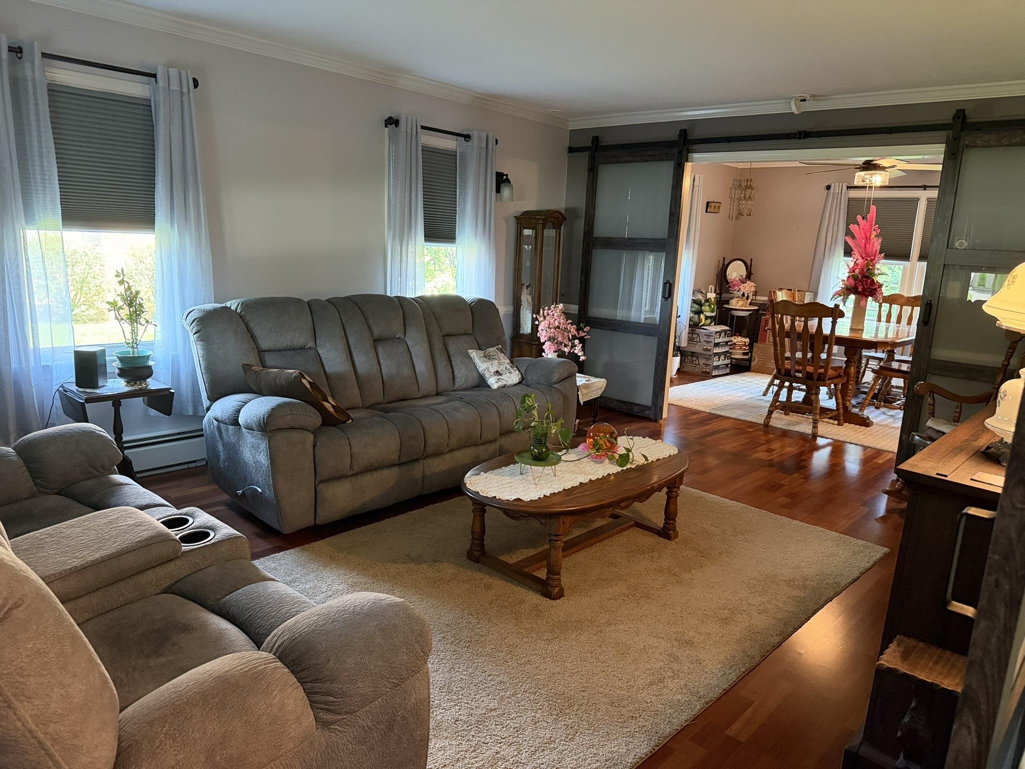 200 PELHAM DR, WAYNESBORO, Virginia 22980, 5 Bedrooms Bedrooms, ,3 BathroomsBathrooms,Residential,200 PELHAM DR,680758 MLS # 680758 200 PELHAM DR, WAYNESBORO, Virginia 22980, 5 Bedrooms Bedrooms, ,3 BathroomsBathrooms,Residential,200 PELHAM DR,680758 MLS # 680758