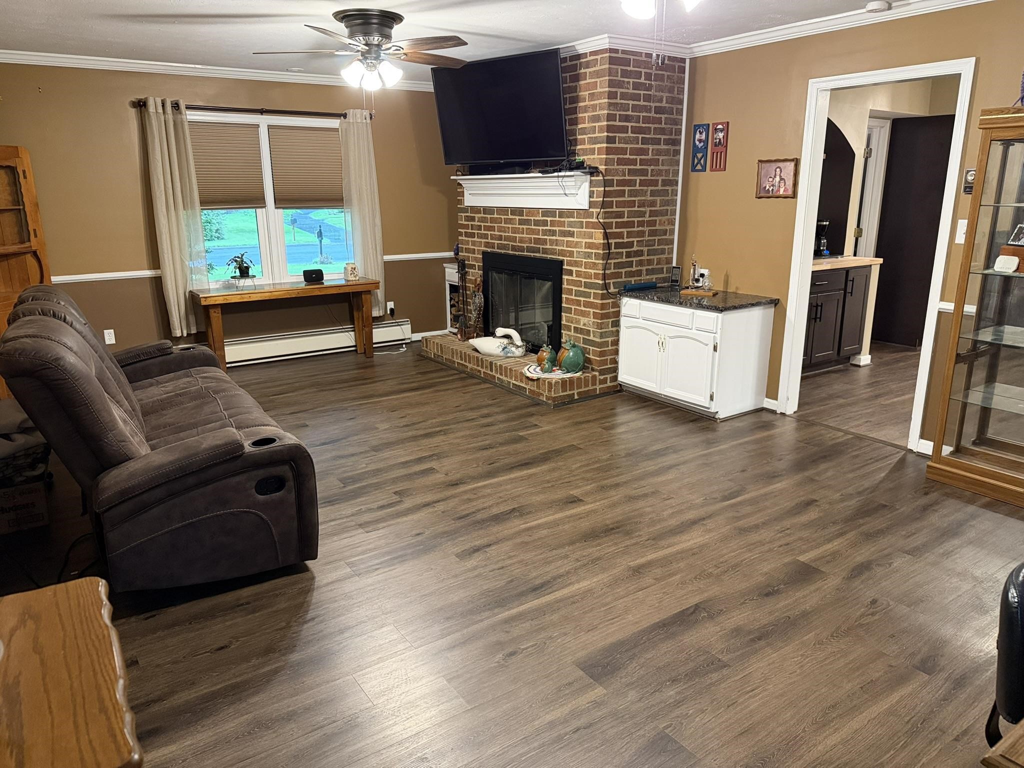200 PELHAM DR, WAYNESBORO, Virginia 22980, 5 Bedrooms Bedrooms, ,3 BathroomsBathrooms,Residential,200 PELHAM DR,680758 MLS # 680758 200 PELHAM DR, WAYNESBORO, Virginia 22980, 5 Bedrooms Bedrooms, ,3 BathroomsBathrooms,Residential,200 PELHAM DR,680758 MLS # 680758