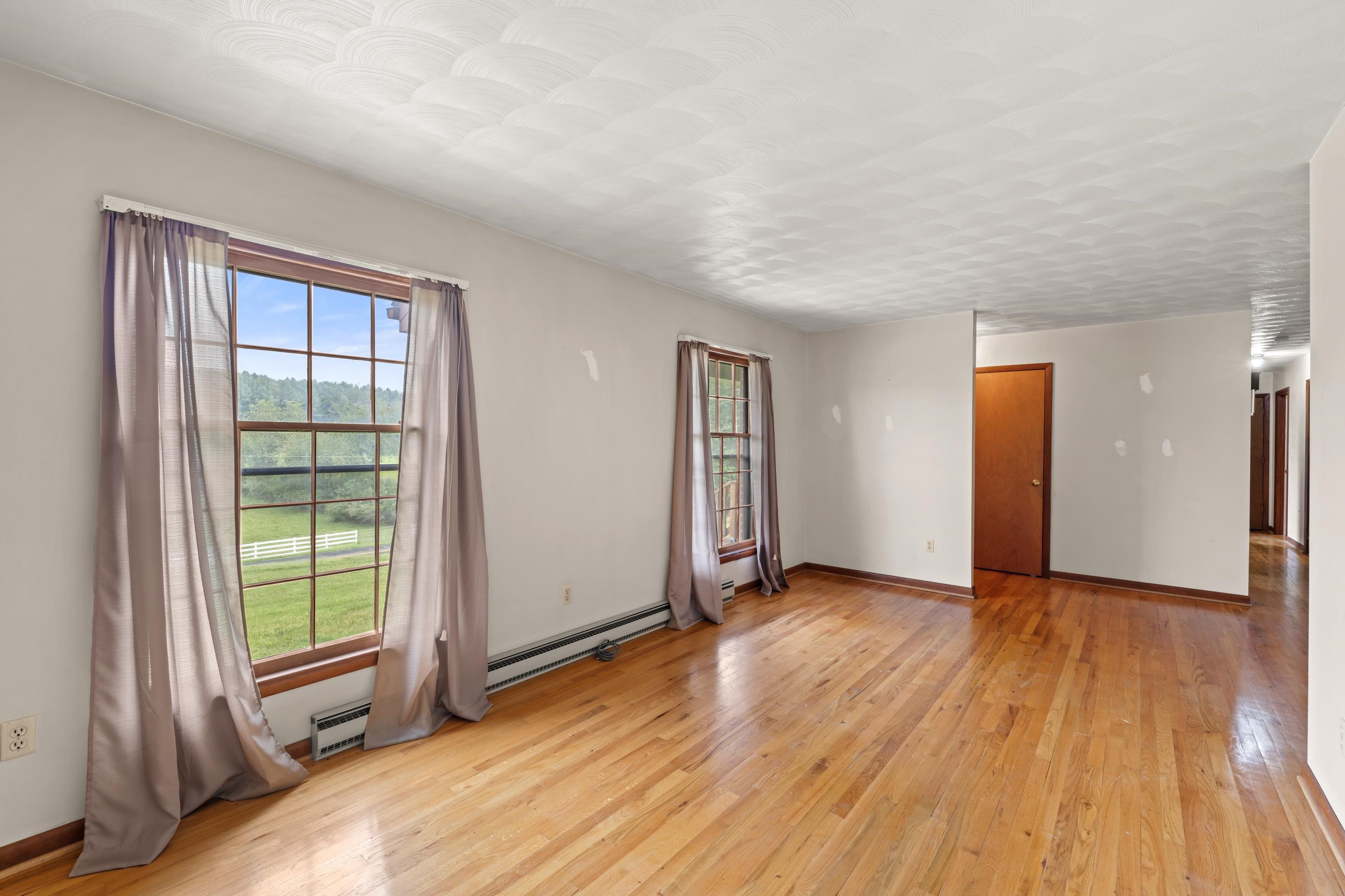 365 BERRY FARM RD, STAUNTON, Virginia 24401, 3 Bedrooms Bedrooms, ,1 BathroomBathrooms,Residential,365 BERRY FARM RD,680499 MLS # 680499 365 BERRY FARM RD, STAUNTON, Virginia 24401, 3 Bedrooms Bedrooms, ,1 BathroomBathrooms,Residential,365 BERRY FARM RD,680499 MLS # 680499