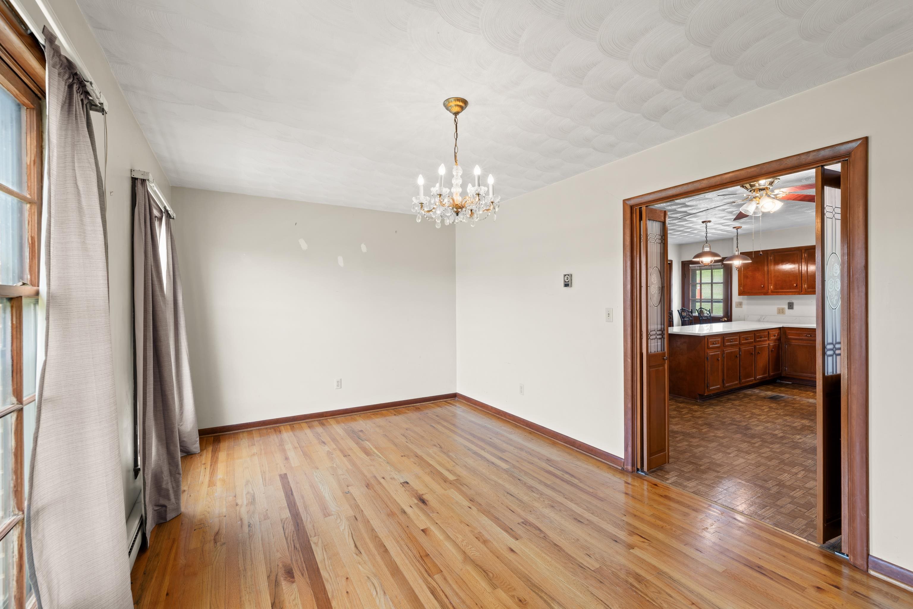 365 BERRY FARM RD, STAUNTON, Virginia 24401, 3 Bedrooms Bedrooms, ,1 BathroomBathrooms,Residential,365 BERRY FARM RD,680499 MLS # 680499 365 BERRY FARM RD, STAUNTON, Virginia 24401, 3 Bedrooms Bedrooms, ,1 BathroomBathrooms,Residential,365 BERRY FARM RD,680499 MLS # 680499