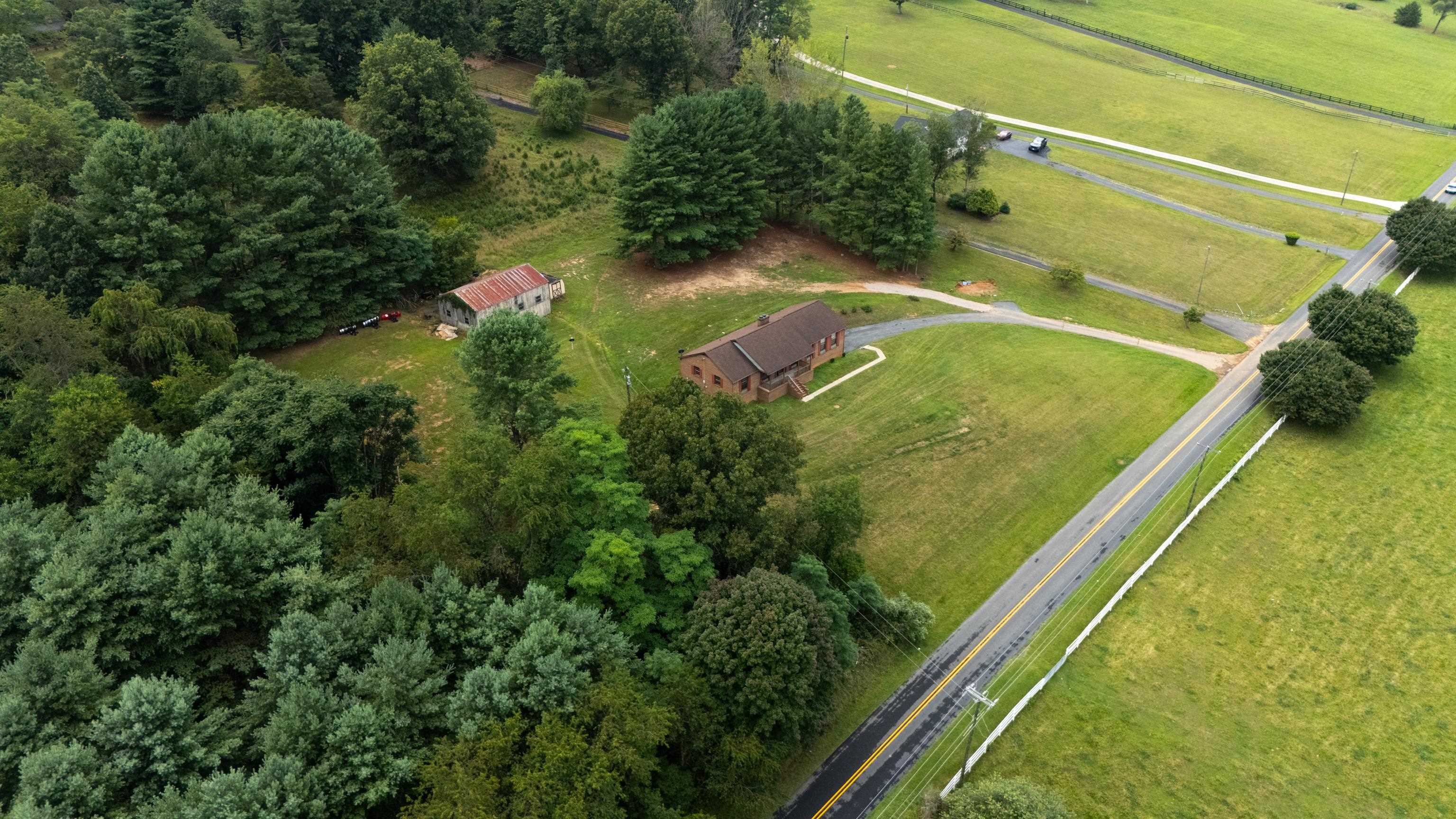 365 BERRY FARM RD, STAUNTON, Virginia 24401, 3 Bedrooms Bedrooms, ,1 BathroomBathrooms,Residential,365 BERRY FARM RD,680499 MLS # 680499 365 BERRY FARM RD, STAUNTON, Virginia 24401, 3 Bedrooms Bedrooms, ,1 BathroomBathrooms,Residential,365 BERRY FARM RD,680499 MLS # 680499