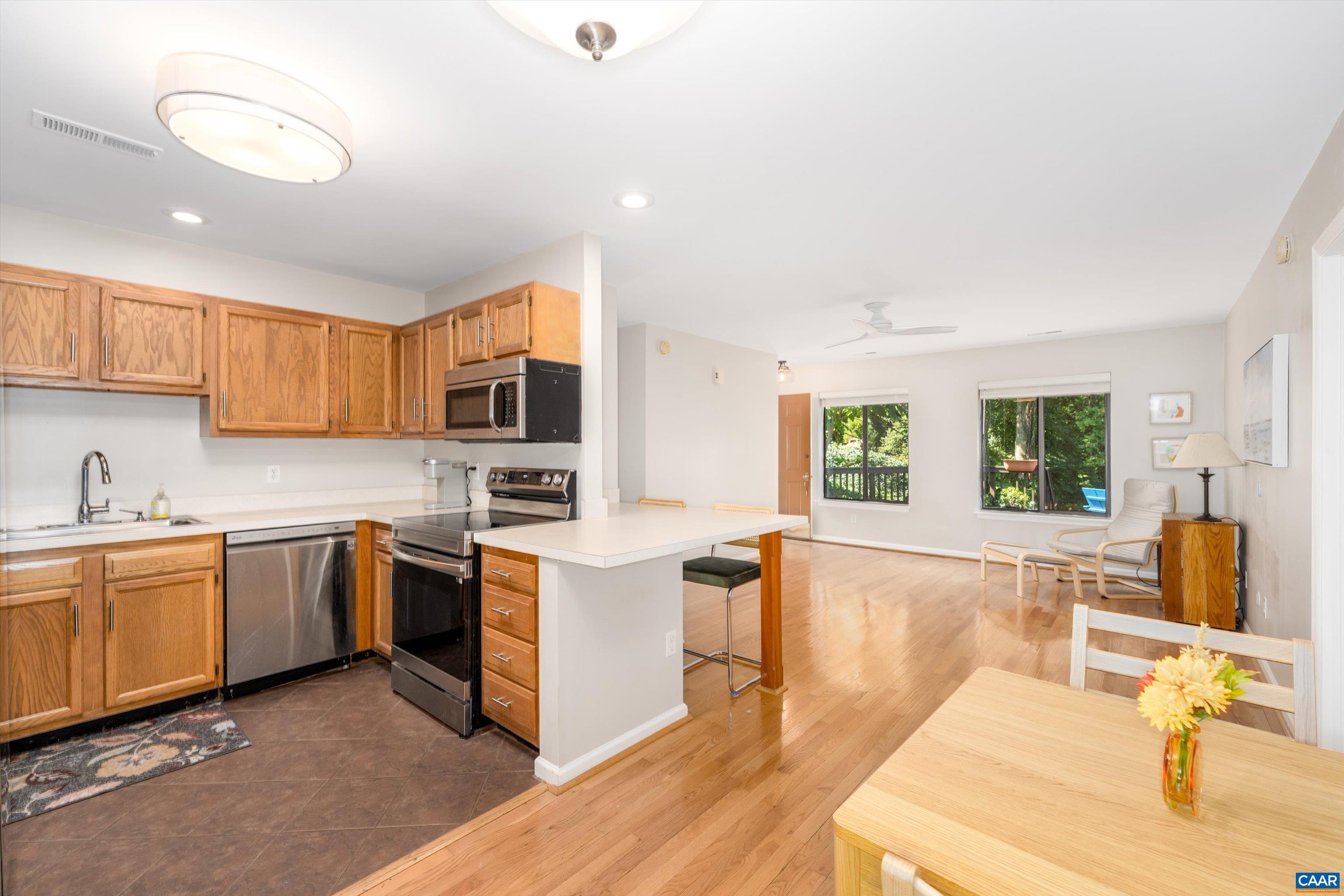 1694 ROYAL OAK CT, CHARLOTTESVILLE, Virginia 22902, 3 Bedrooms Bedrooms, ,2 BathroomsBathrooms,Residential,1694 ROYAL OAK CT,680642 MLS # 680642 1694 ROYAL OAK CT, CHARLOTTESVILLE, Virginia 22902, 3 Bedrooms Bedrooms, ,2 BathroomsBathrooms,Residential,1694 ROYAL OAK CT,680642 MLS # 680642