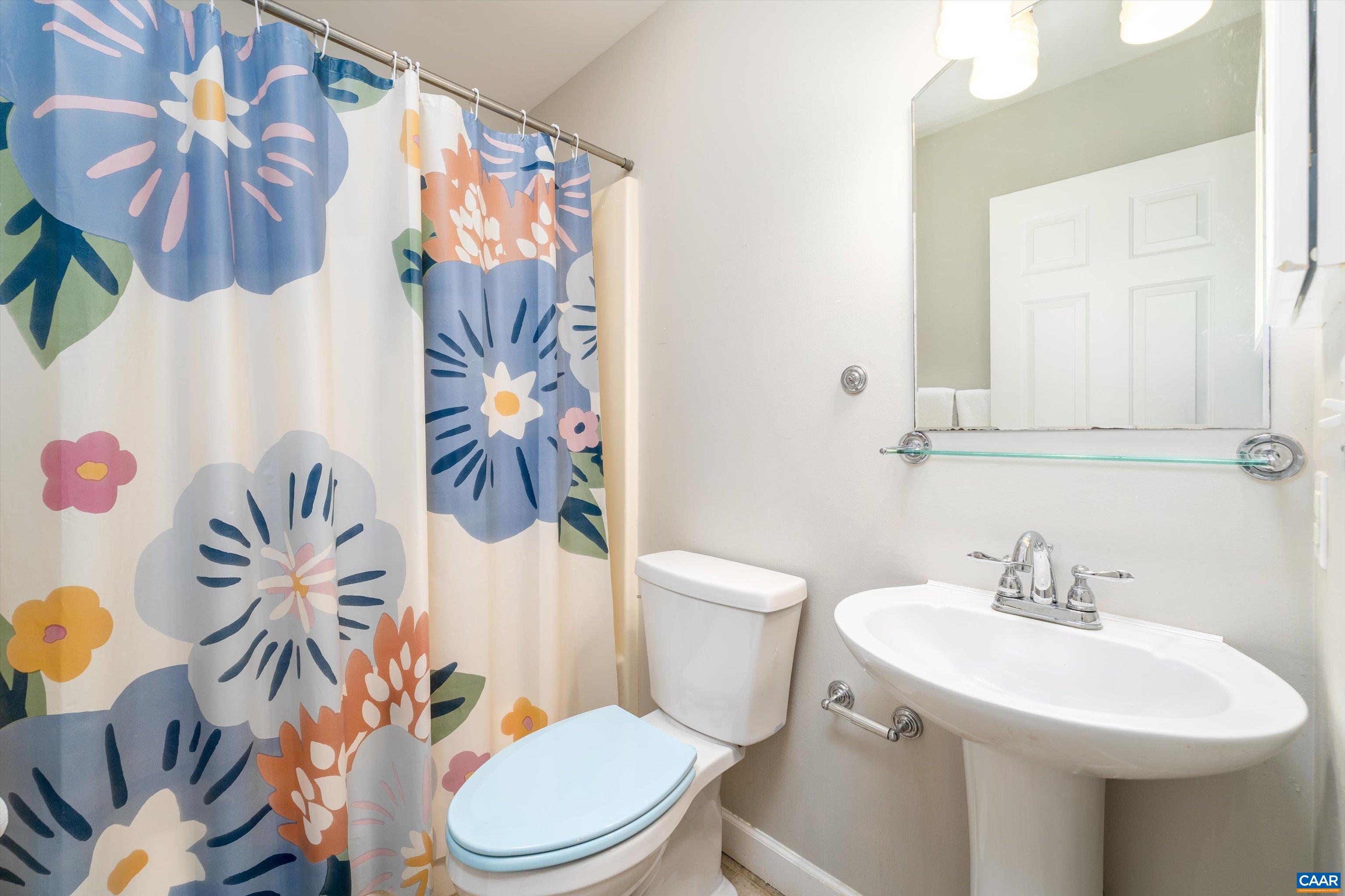 1694 ROYAL OAK CT, CHARLOTTESVILLE, Virginia 22902, 3 Bedrooms Bedrooms, ,2 BathroomsBathrooms,Residential,1694 ROYAL OAK CT,680642 MLS # 680642 1694 ROYAL OAK CT, CHARLOTTESVILLE, Virginia 22902, 3 Bedrooms Bedrooms, ,2 BathroomsBathrooms,Residential,1694 ROYAL OAK CT,680642 MLS # 680642