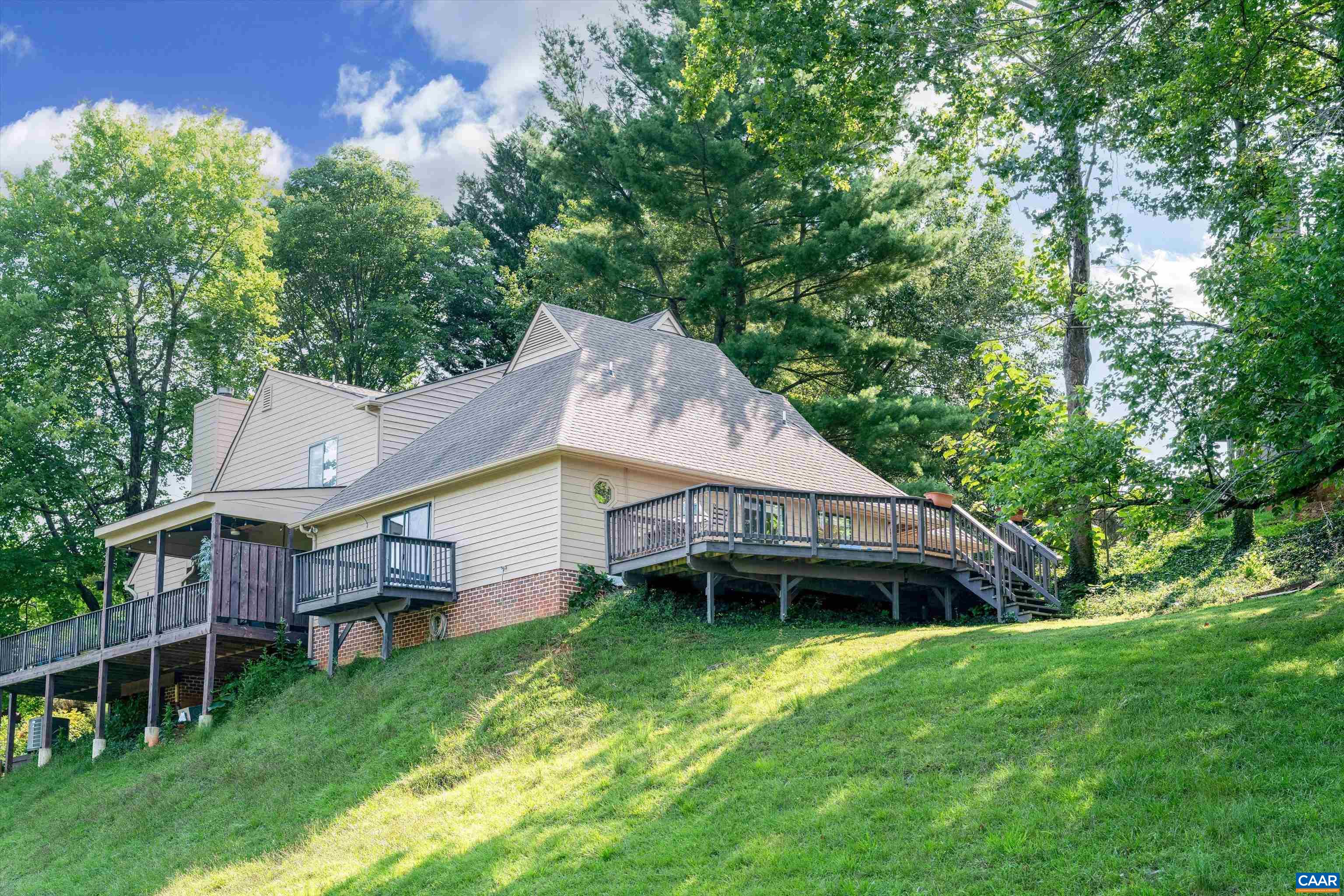 1694 ROYAL OAK CT, CHARLOTTESVILLE, Virginia 22902, 3 Bedrooms Bedrooms, ,2 BathroomsBathrooms,Residential,1694 ROYAL OAK CT,680642 MLS # 680642 1694 ROYAL OAK CT, CHARLOTTESVILLE, Virginia 22902, 3 Bedrooms Bedrooms, ,2 BathroomsBathrooms,Residential,1694 ROYAL OAK CT,680642 MLS # 680642