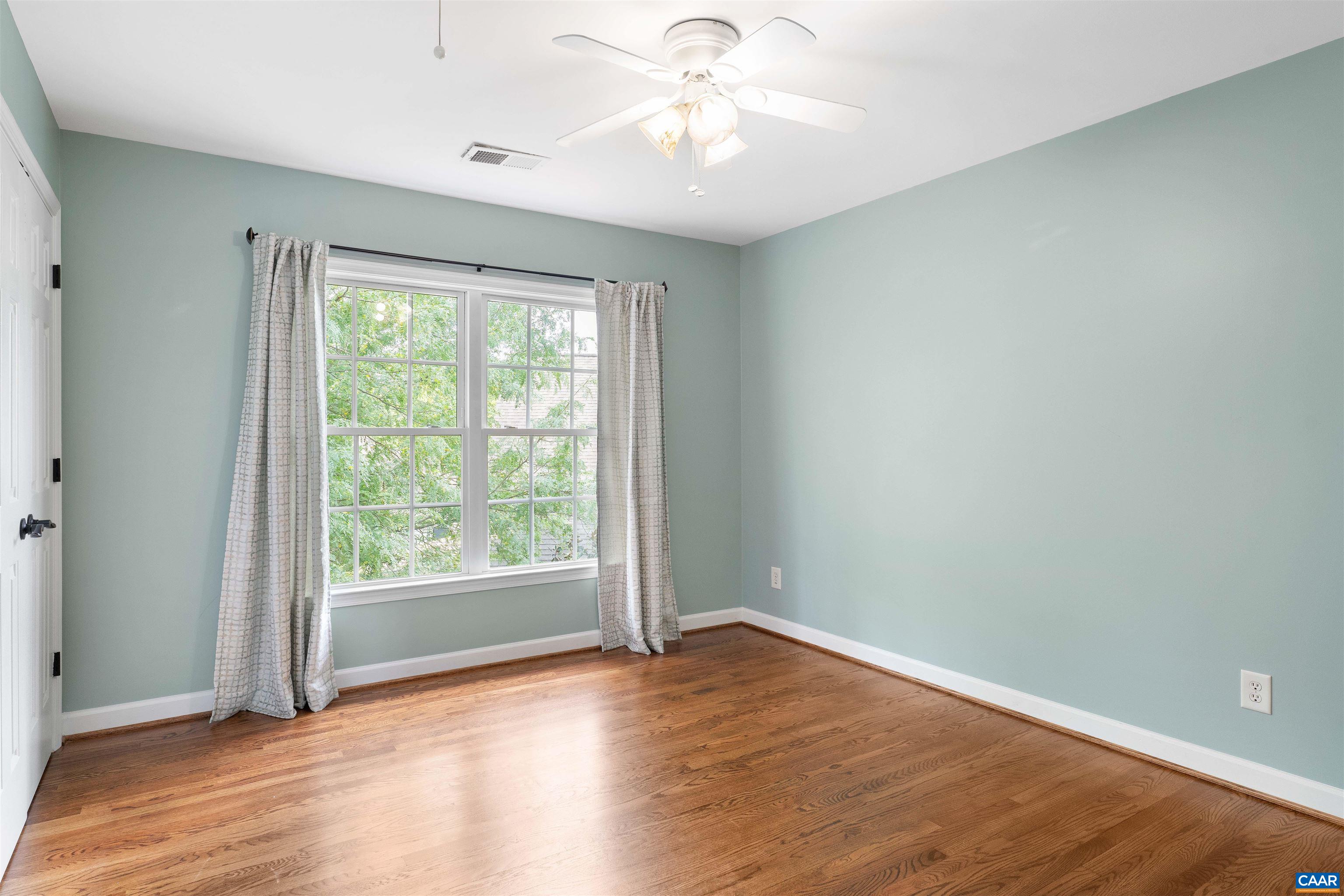 2174 LORING CIR, CHARLOTTESVILLE, Virginia 22901, 4 Bedrooms Bedrooms, ,3 BathroomsBathrooms,Residential,2174 LORING CIR,680767 MLS # 680767 2174 LORING CIR, CHARLOTTESVILLE, Virginia 22901, 4 Bedrooms Bedrooms, ,3 BathroomsBathrooms,Residential,2174 LORING CIR,680767 MLS # 680767